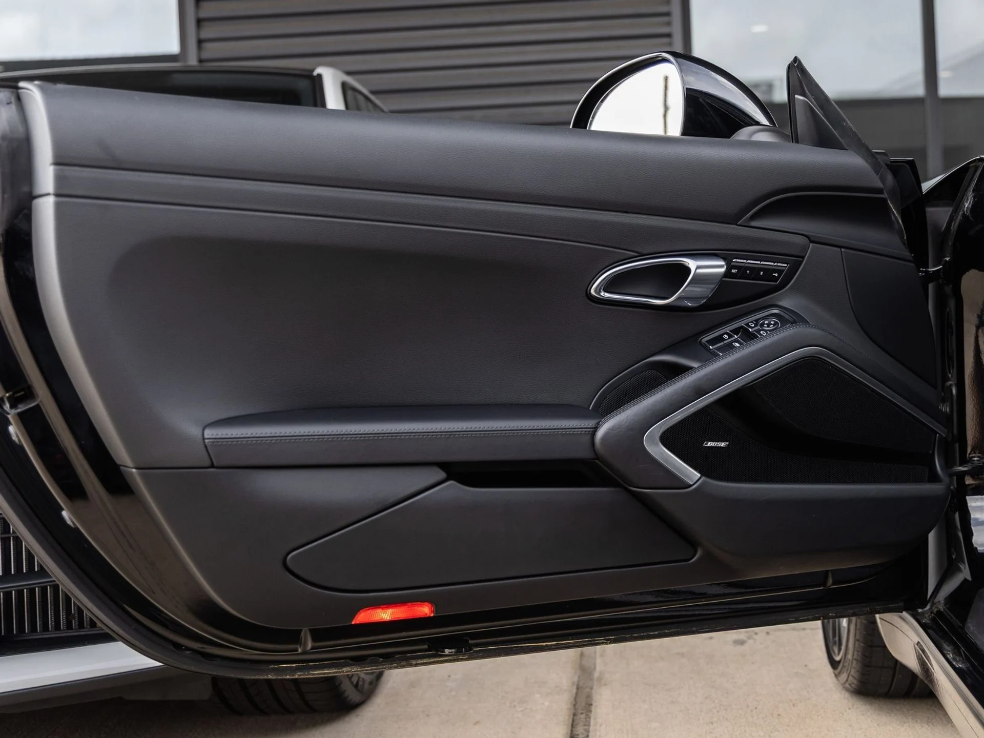 mph022_732178170_23_3d9229db76