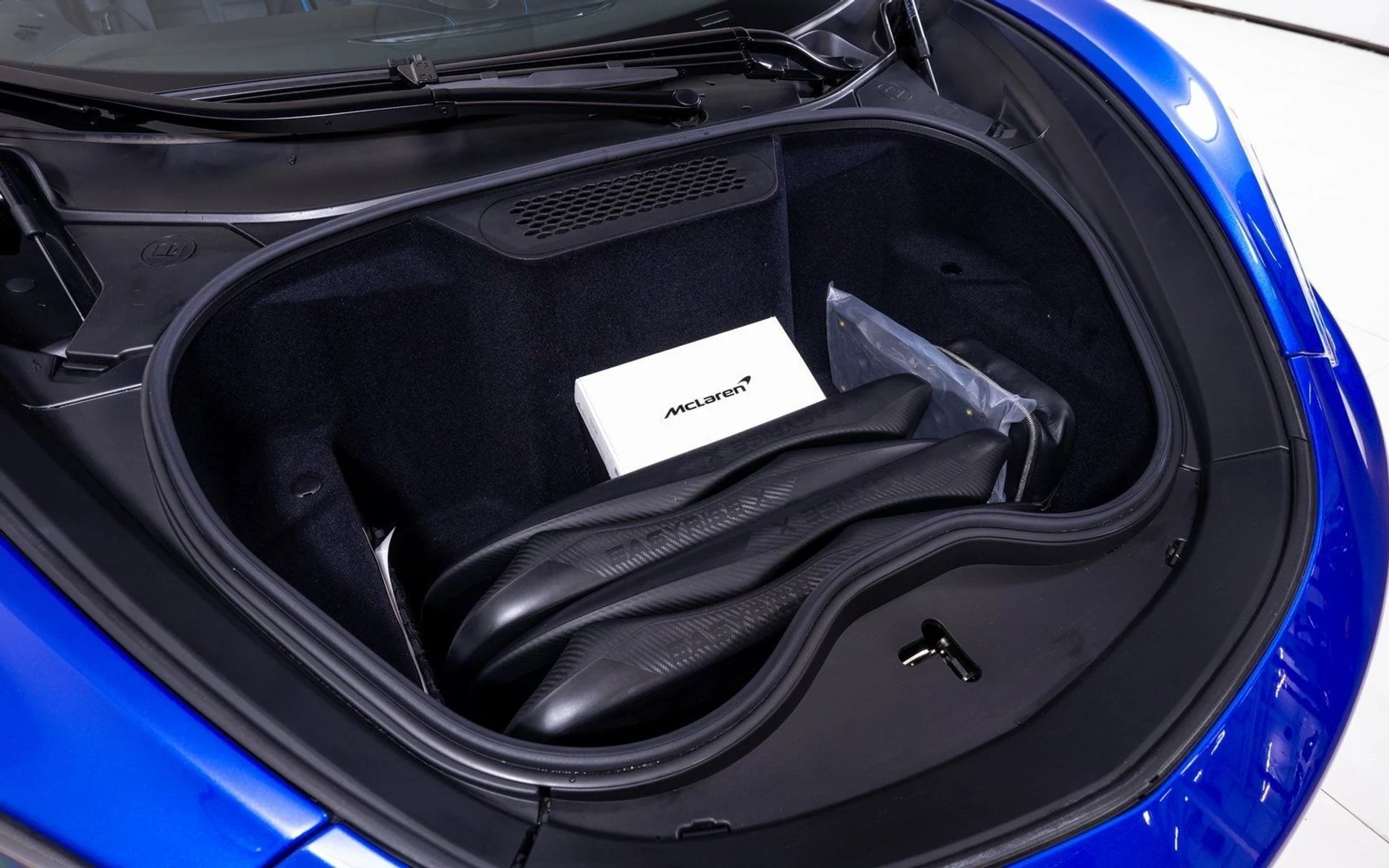 mph022_74766660_c80d83ee6611ad482ef70280db99b434x_852669ff36