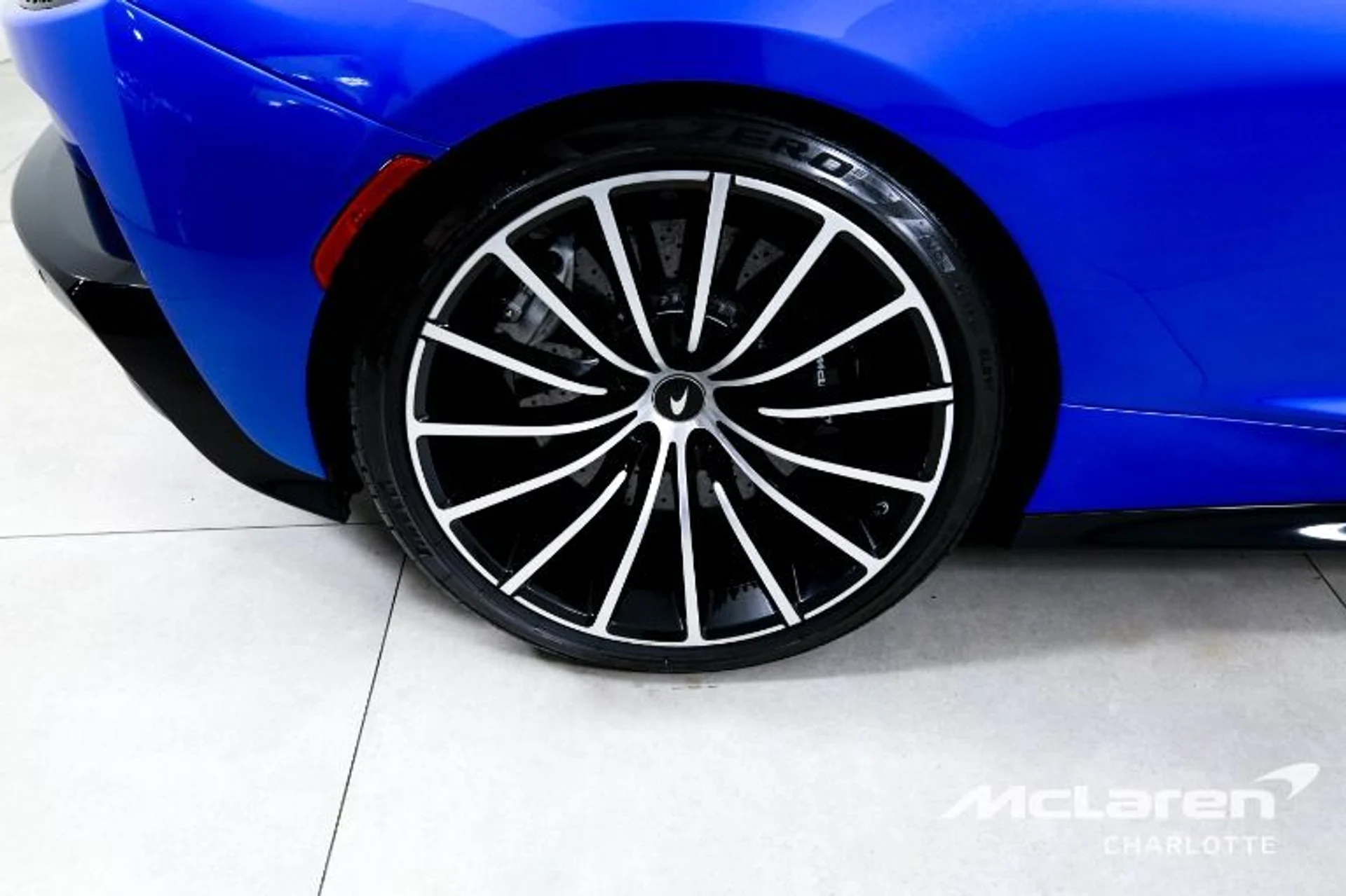 mph022_749376596_Used_2021_Mc_Laren_GT_e8ffe17561