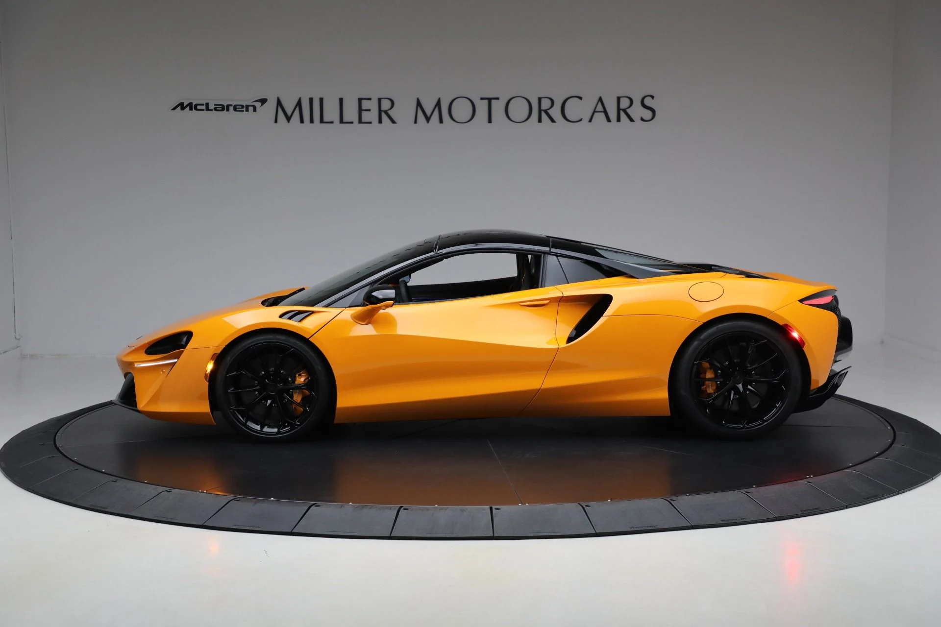 mph022_757453680_New_2026_Mc_Laren_Artura_Spider_Tech_Lux_1be293cb19