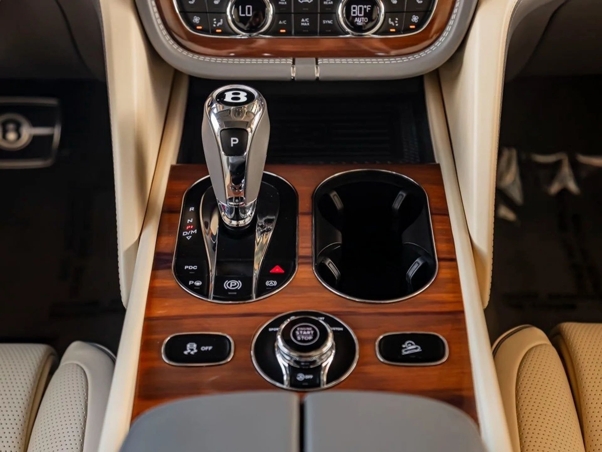 mph022_76426291_23_afc2dc02f3