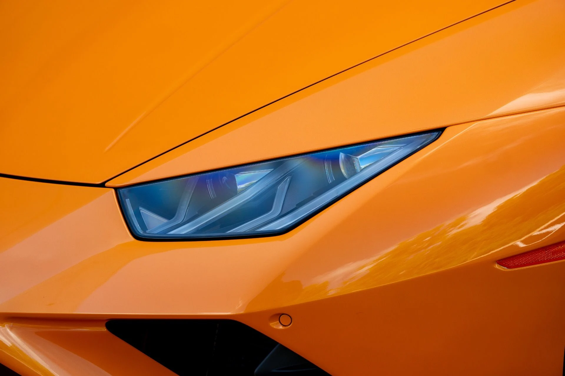 mph022_770465002_Used_2021_Lamborghini_Huracan_EVO_Spyder_1775496293_94b55a97a1