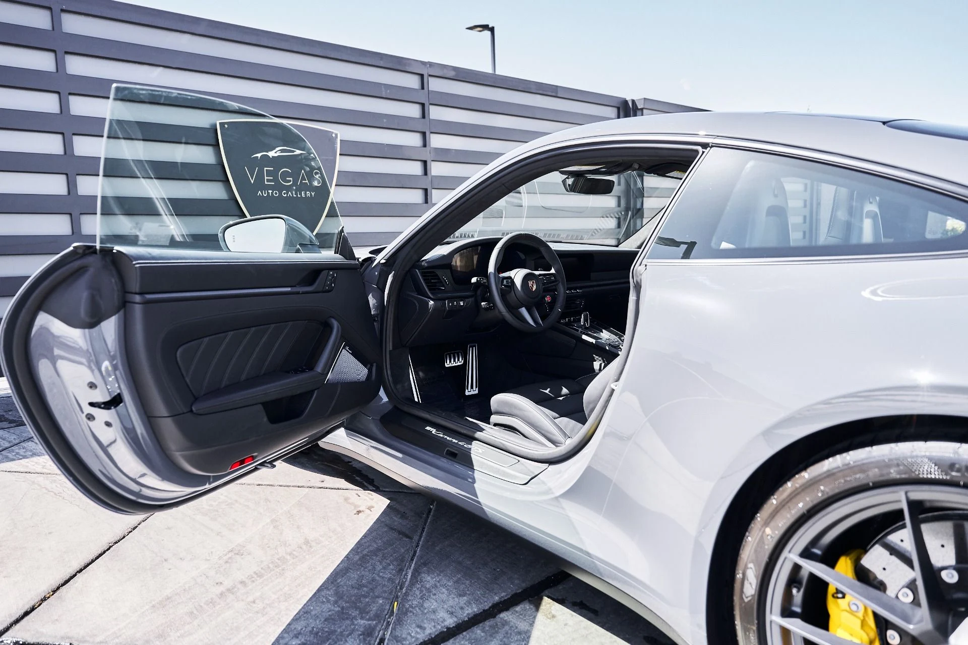 mph022_772866071_Used_2026_Porsche_911_Carrera_4_GTS_1776878373_87982b3b8a