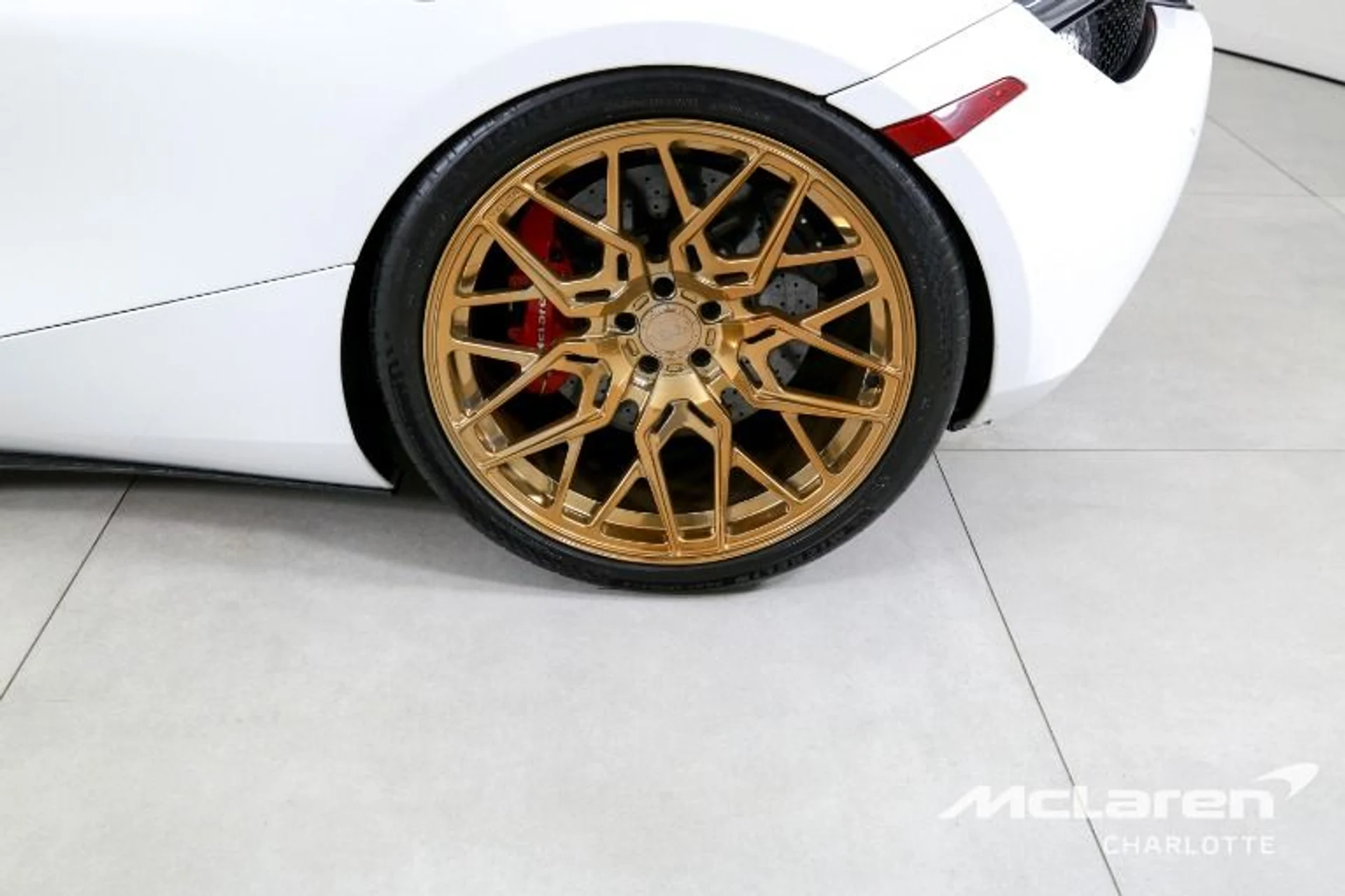 mph022_774416536_Used_2019_Mc_Laren_720_S_9203a502fa