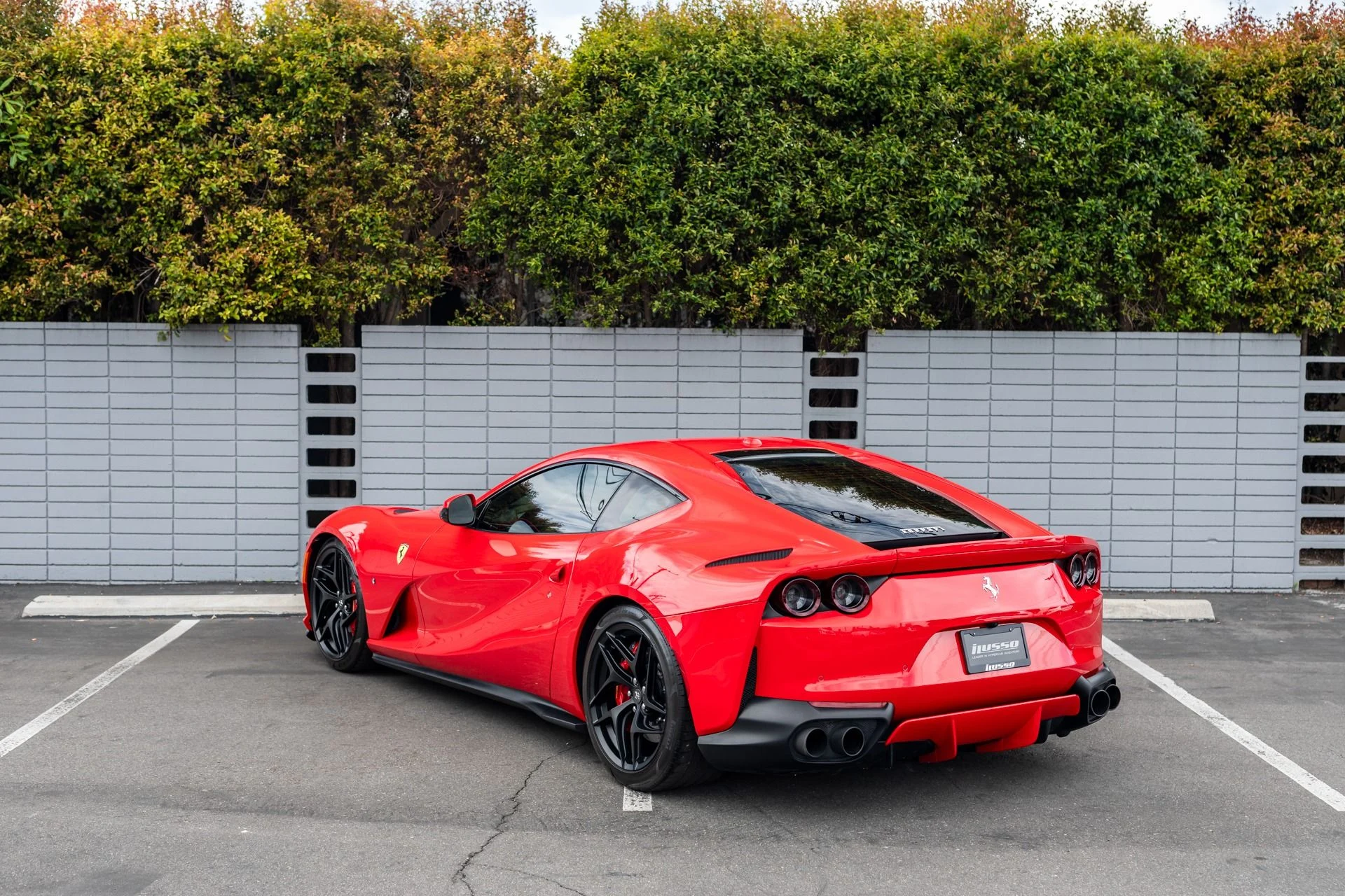 mph022_780059884_Used_2019_Ferrari_812_Superfast_1744740800_7bdbfe24dc