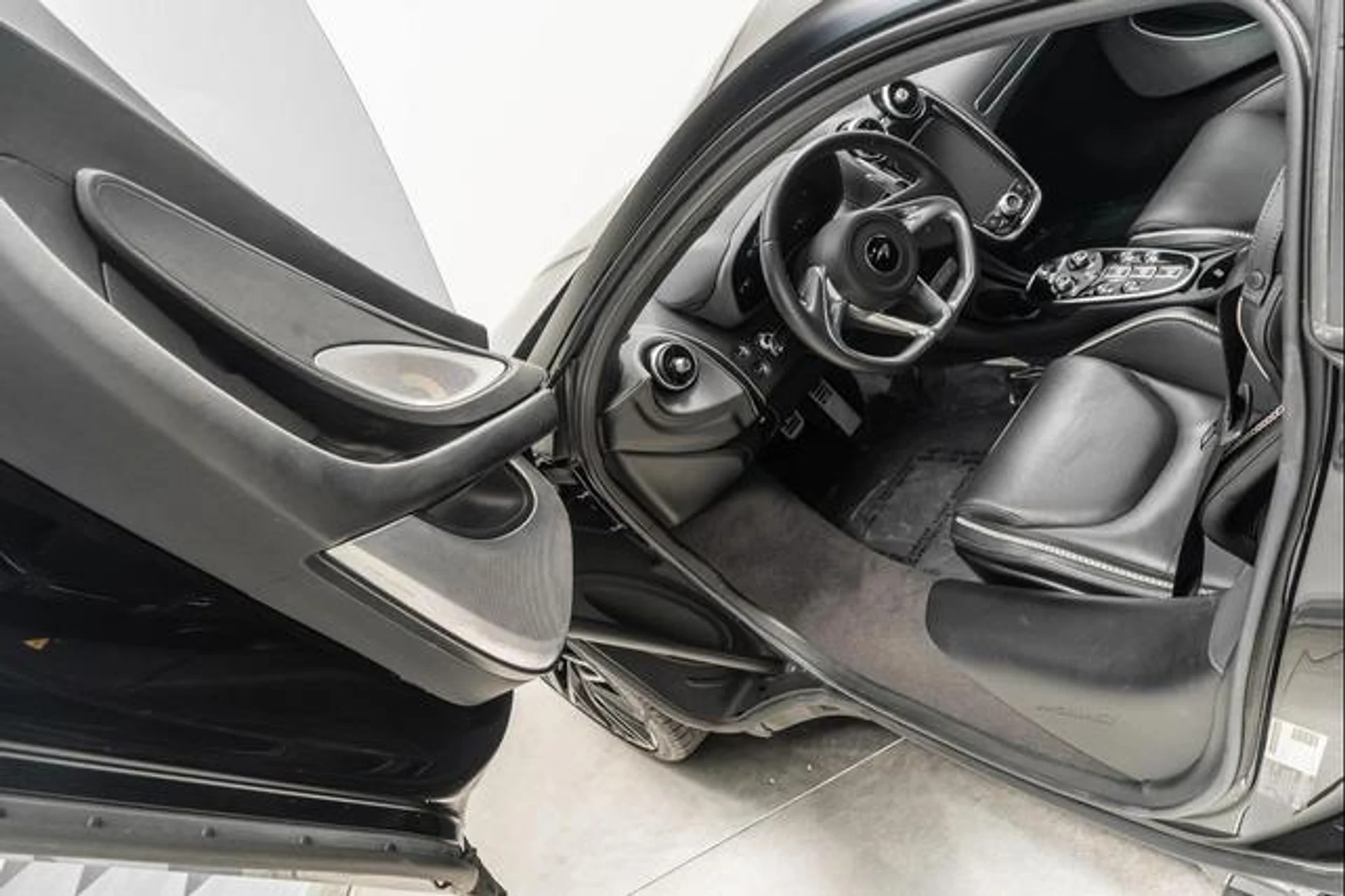 mph022_783461865_Yi_V0e34_Qx_BBB_Xlg_Cla_Rl_R_Ouac_M4_d13db60505