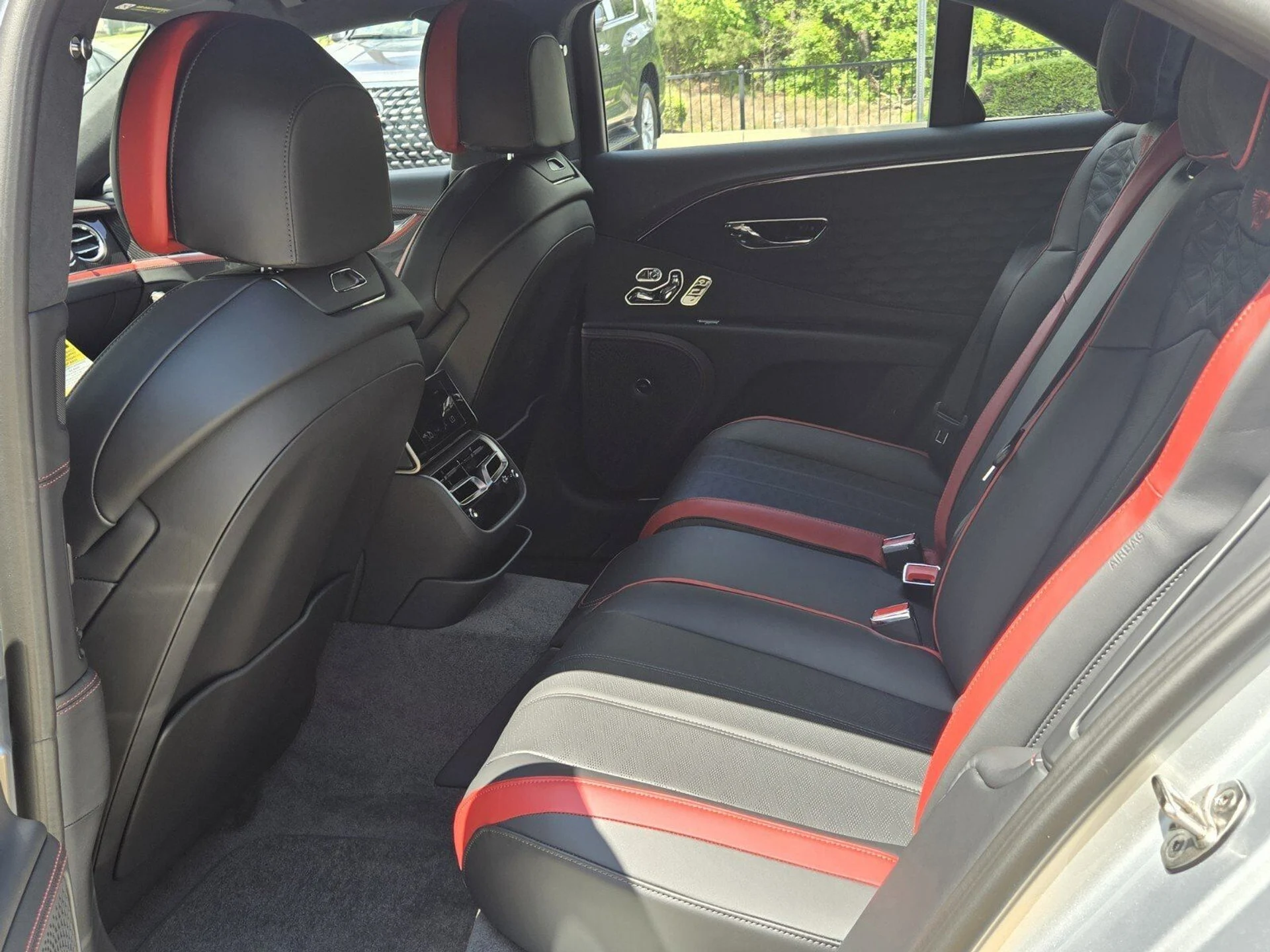 mph022_787582211_91800f1514c139f8e91e727b8c6919b5x_bcdb1aa6b8