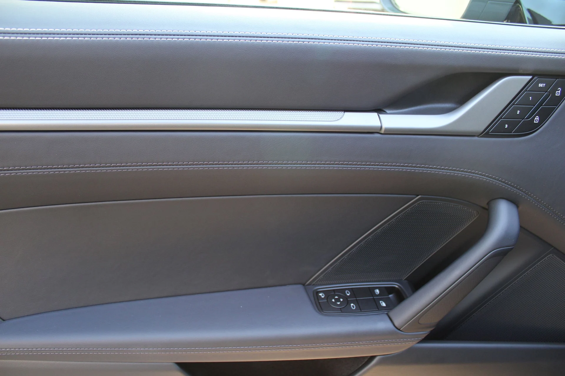 mph022_78960028_28fcb4160ea8b7dcf86c862572ccbfe4x_aa6a29273c