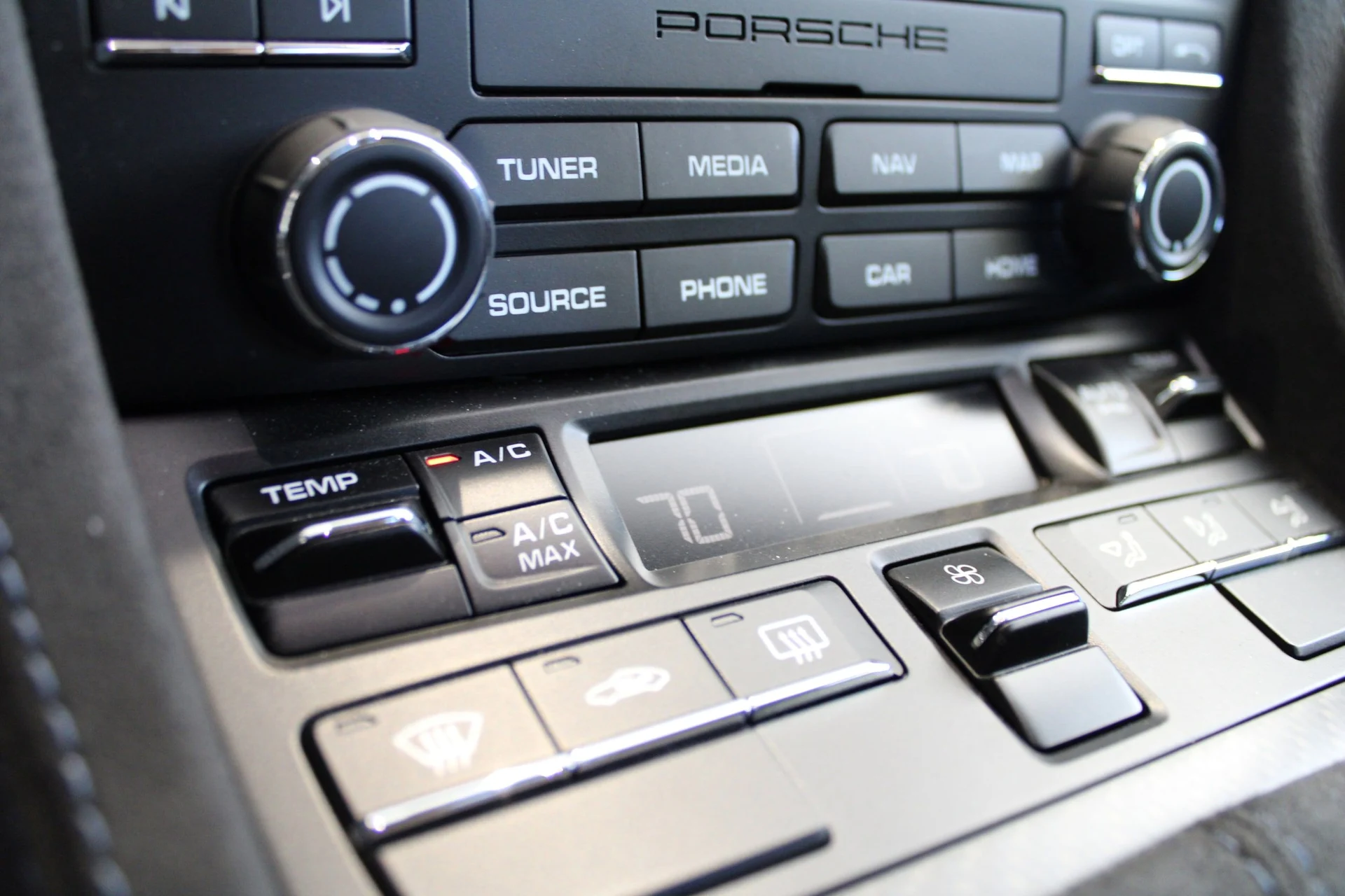 mph022_789982978_57120d9469ad54519de42479350f2fe4x_3cc5f57cba