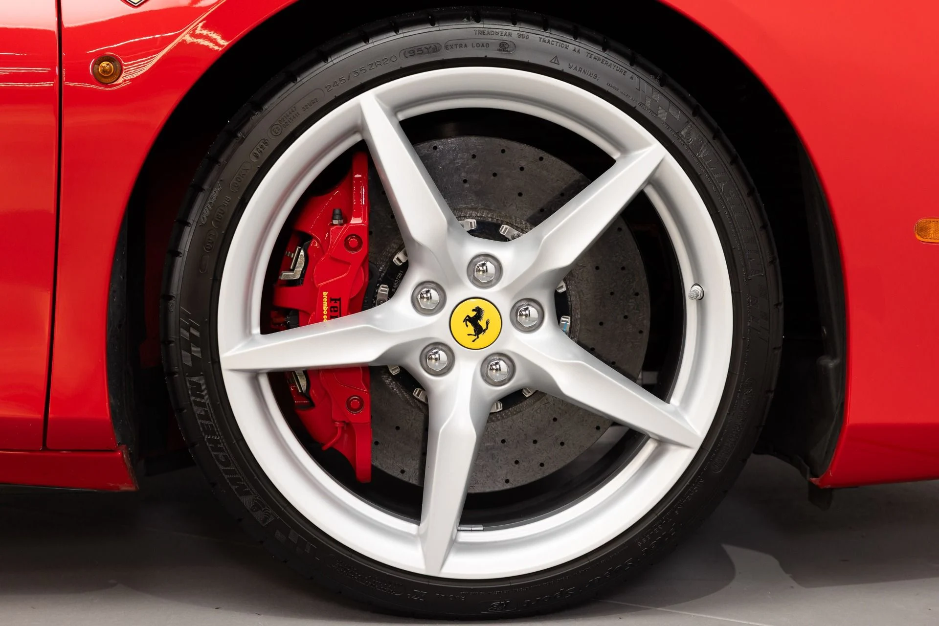 mph022_794338407_Used_2017_Ferrari_488_Spider_1782928038_1b75e01a92