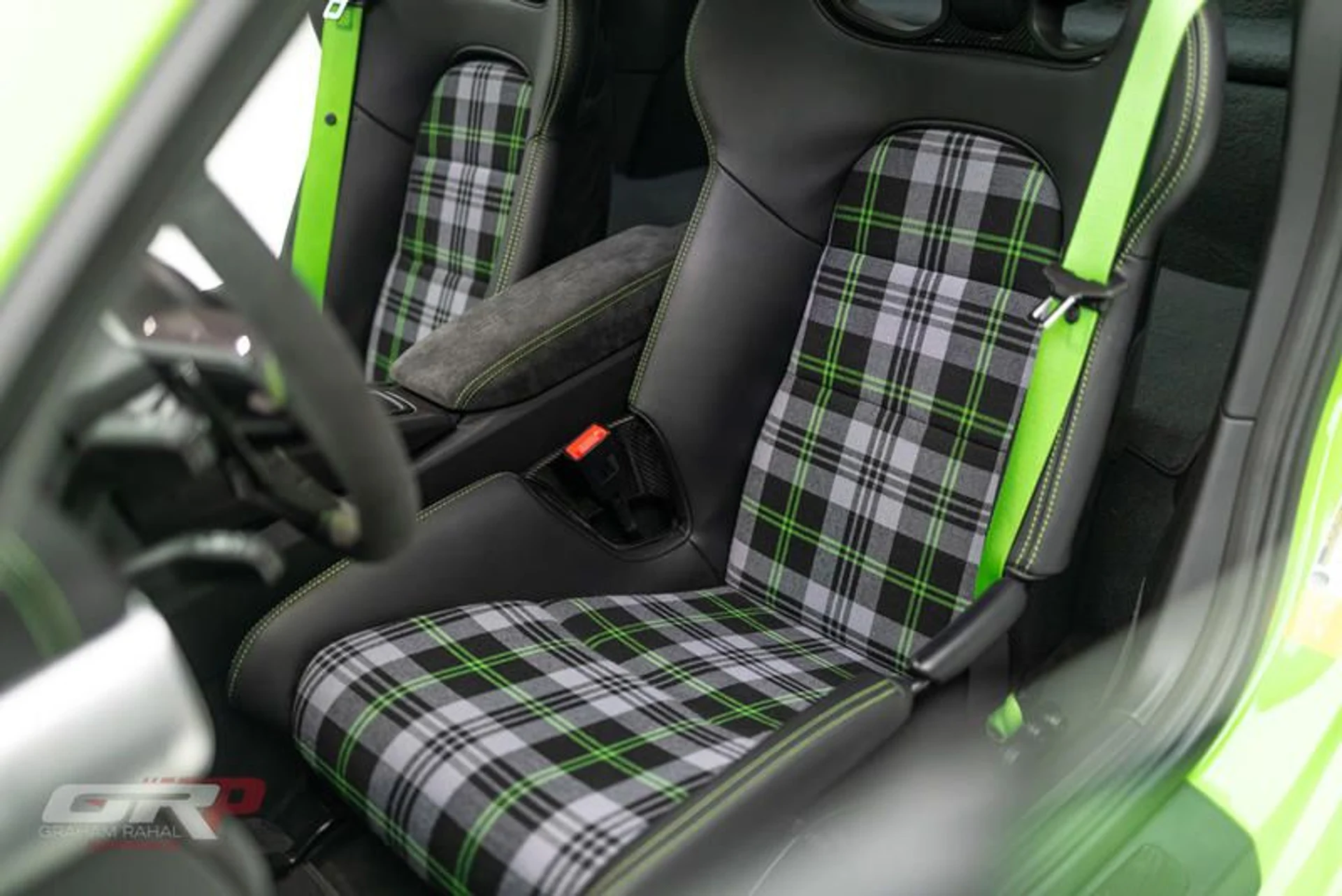 mph022_795319470_39_A9_FB_91_37_FB_417_A_9384_4_DC_18_F320_E84_6923e36b6c