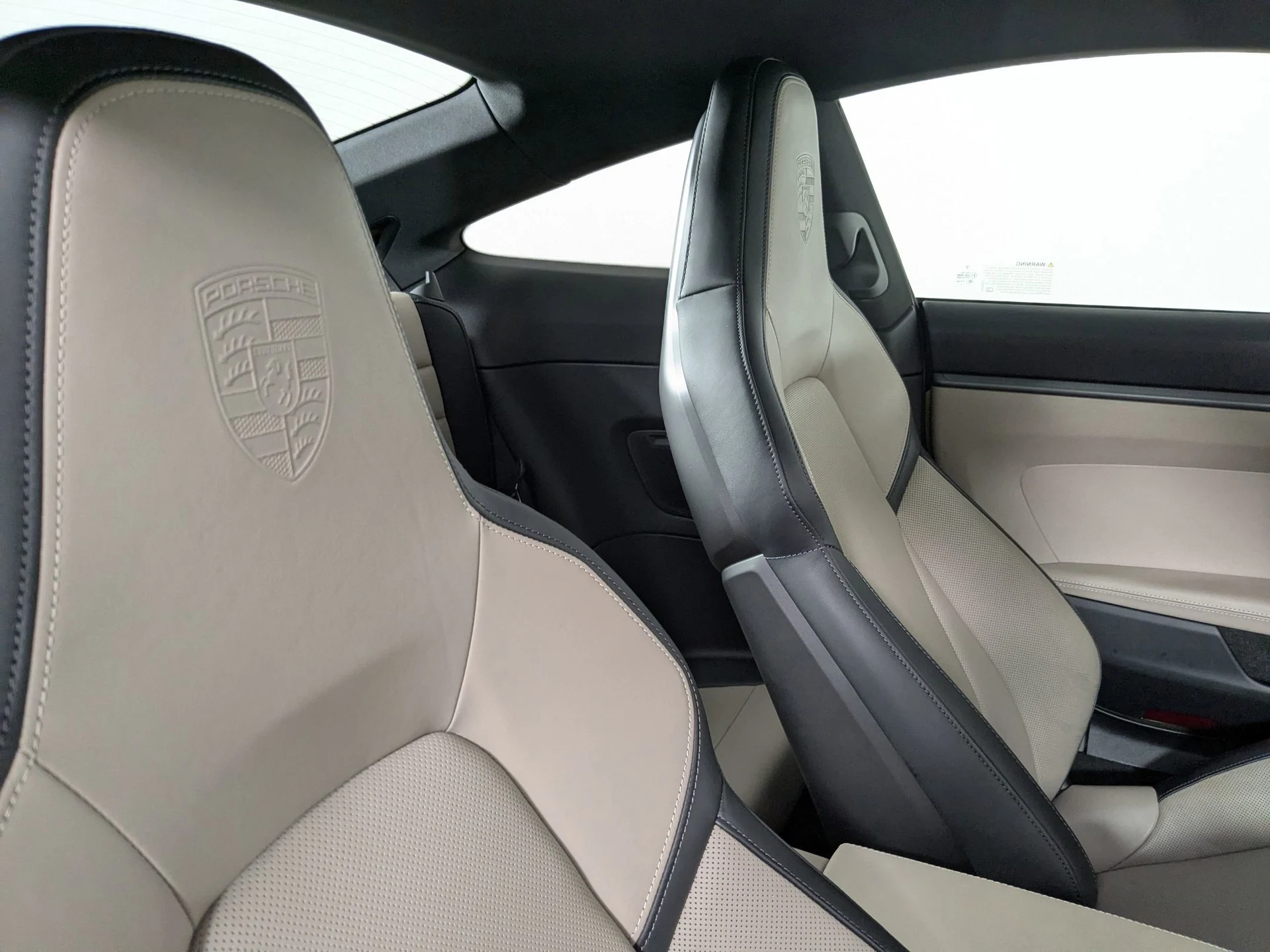 mph022_799757698_de4a036d328ff608694751b3ee547d6bx_5dd6a31efc