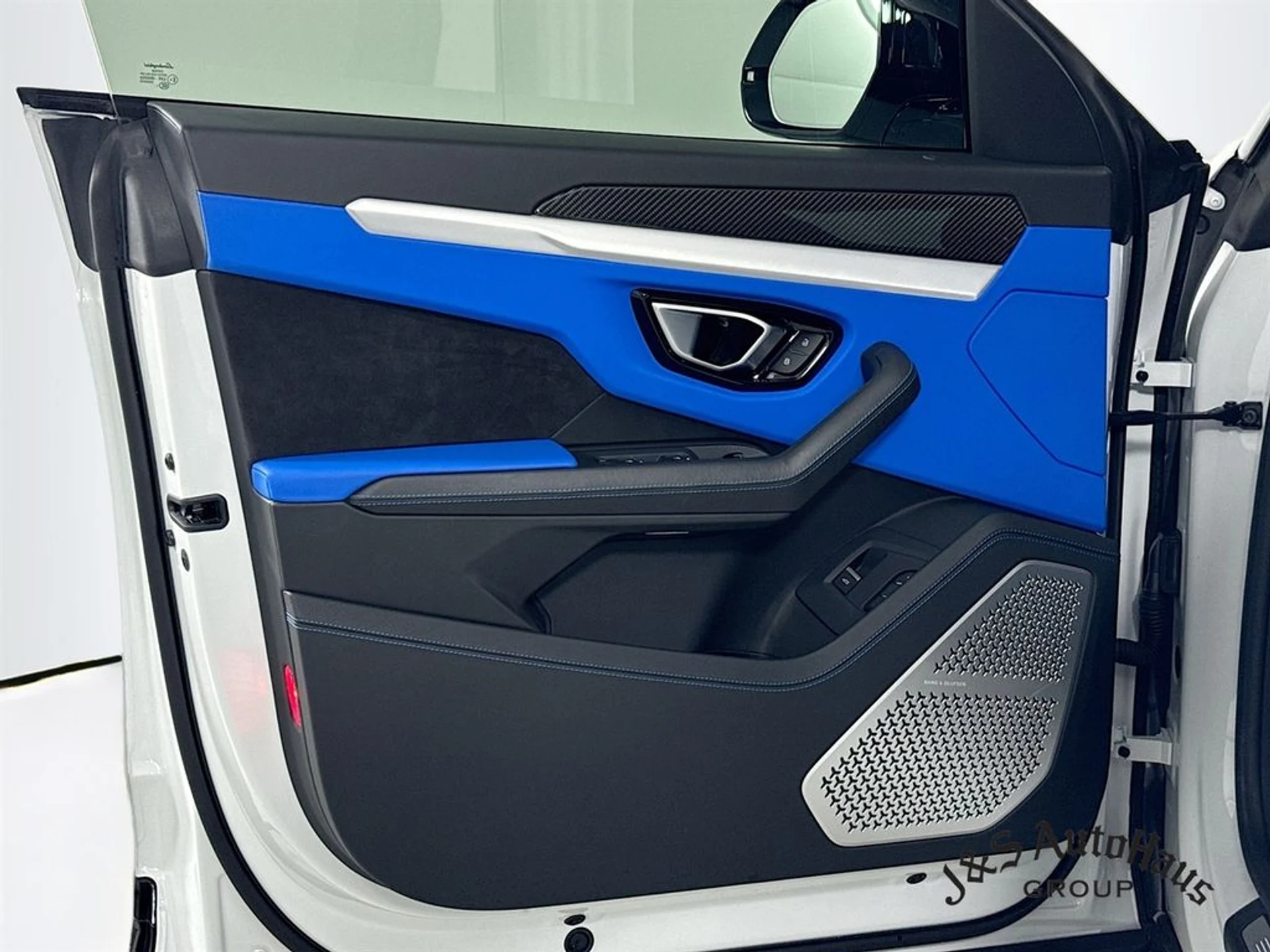 mph022_803550456_aeq2bmtxb8c2vwtt7xtkdkk3nu04_a57ef7e9a5