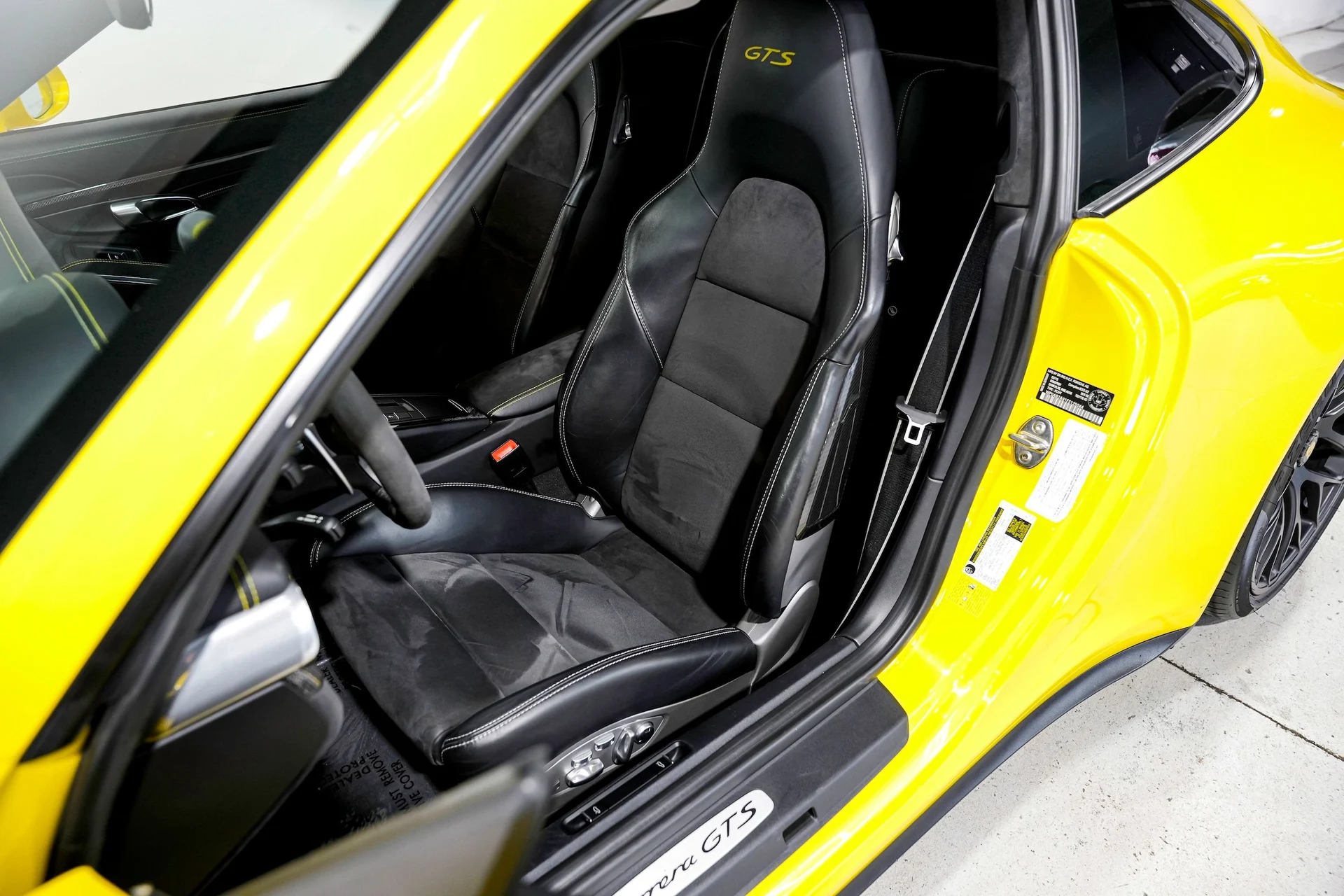 mph022_805402245_2ad4b241a247624094ecb49cfbf06eedx_9eb583490a