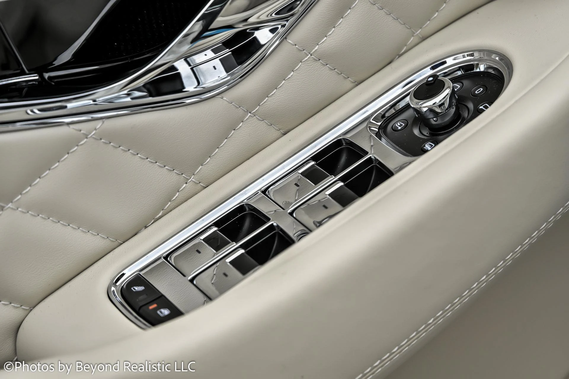 mph022_806226649_Used_2024_Bentley_Continental_GT_Azure_Convertible_1761724796_14a4fc9f11