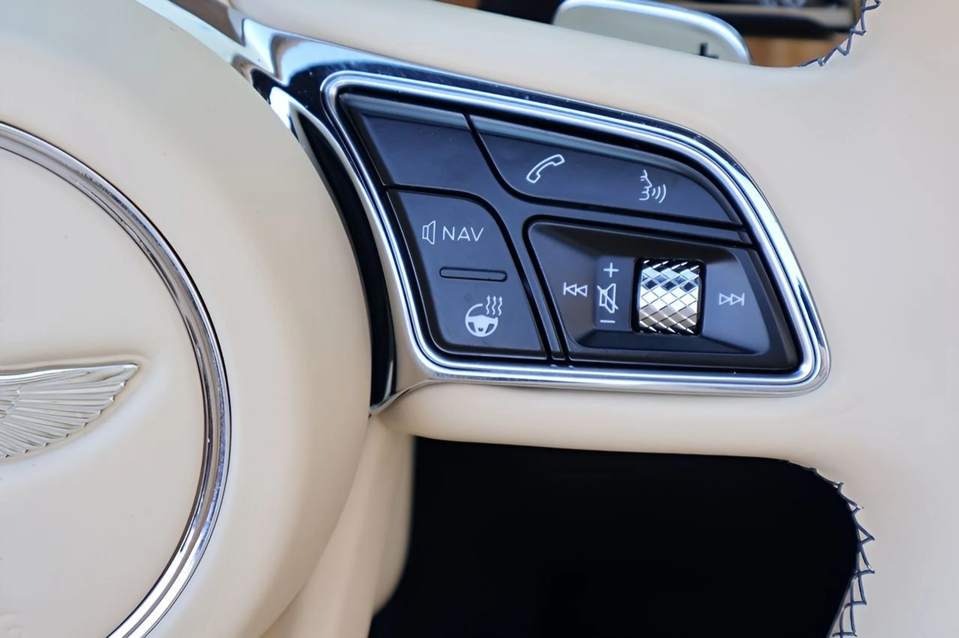 mph022_809415520_23_e3da38bfe5