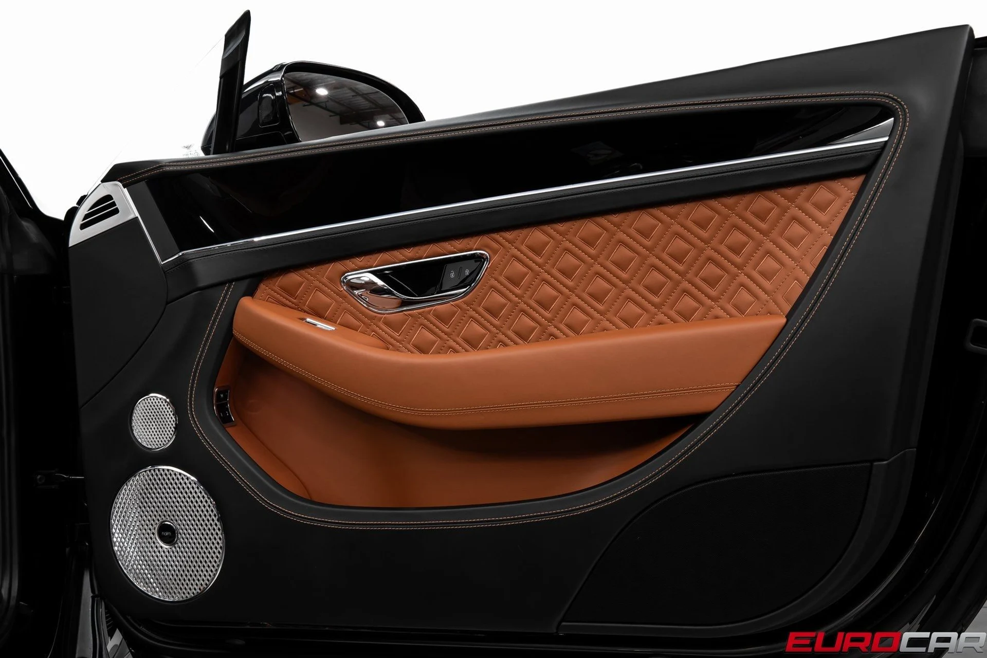 mph022_813279930_image_23_abccf90b5e