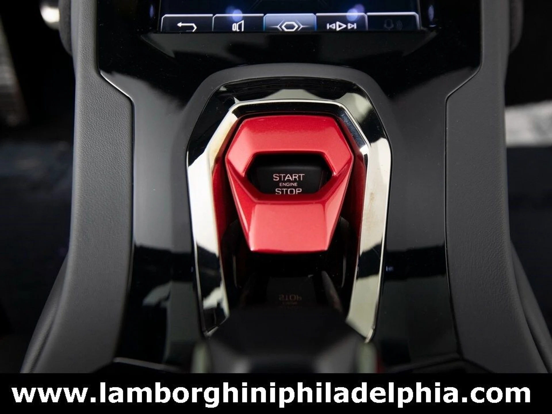 mph022_823353899_a76e0b5cc3633f27bb2645681ed3495dx_52dd34f266