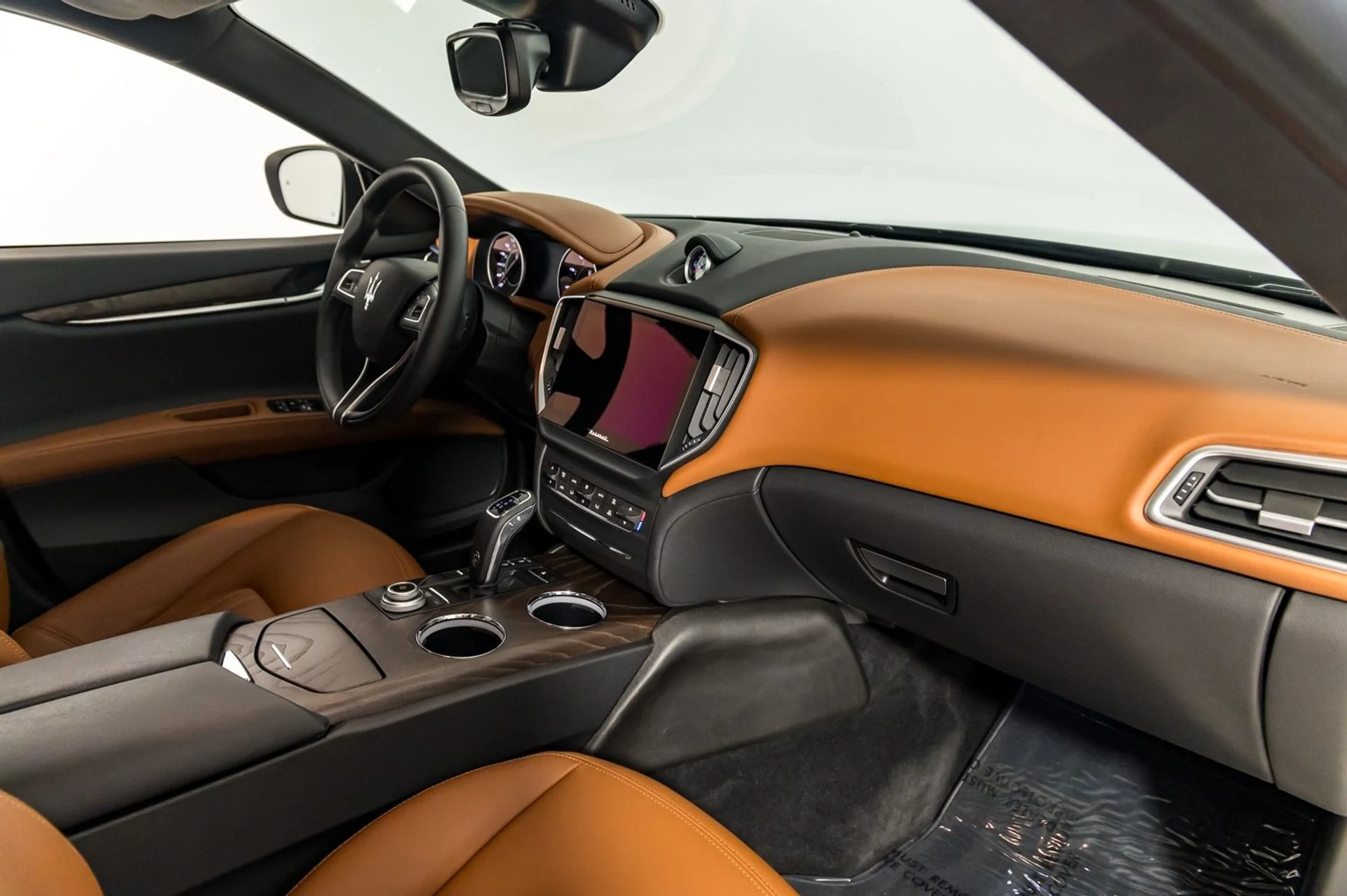 mph022_828446192_3575af0964d640b6a3b2a29e1f6999a4_5e68cd275a