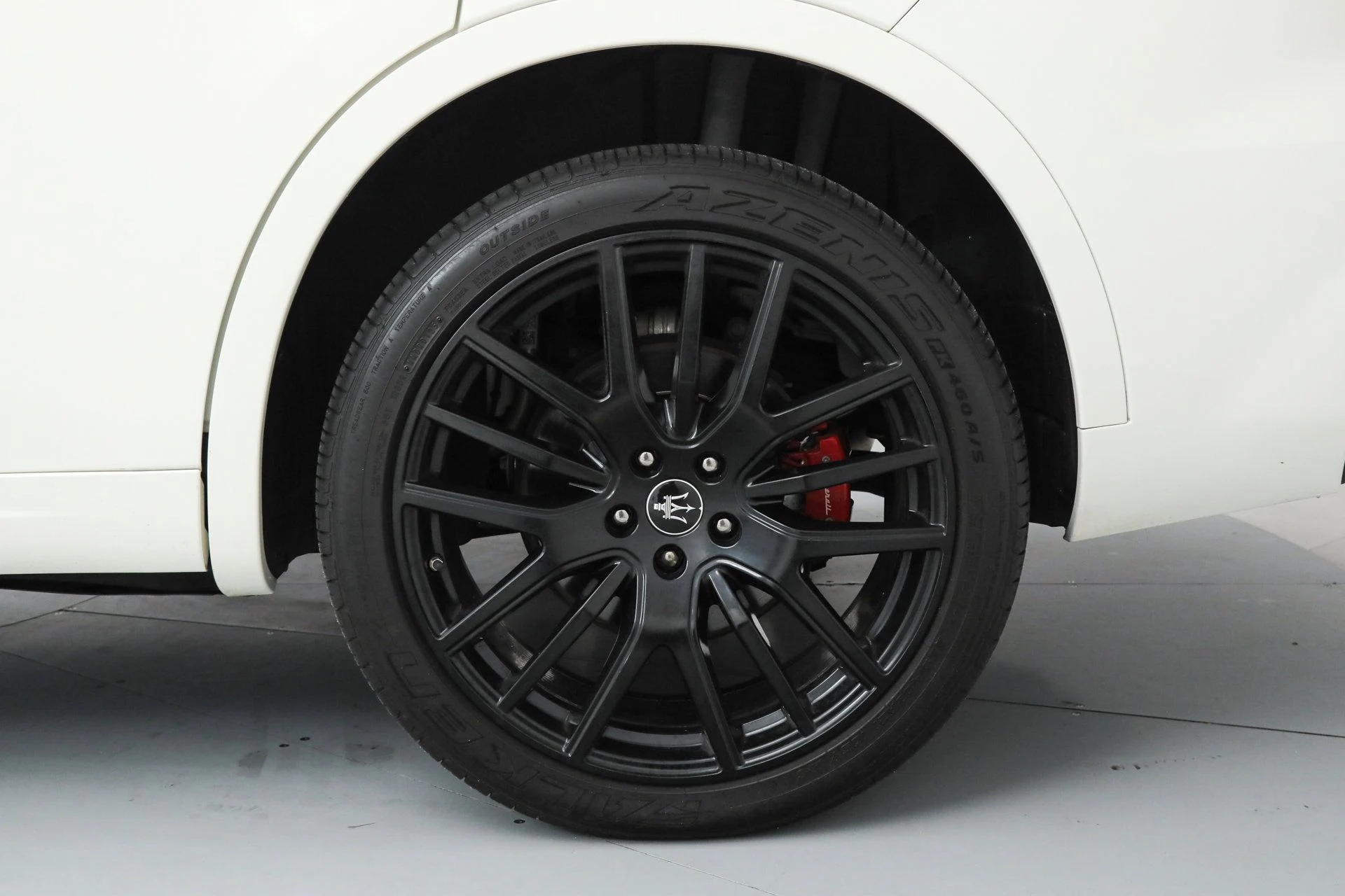 mph022_829670012_04b34bd7ef49db0571681703eec03fa9_233aeecf5d