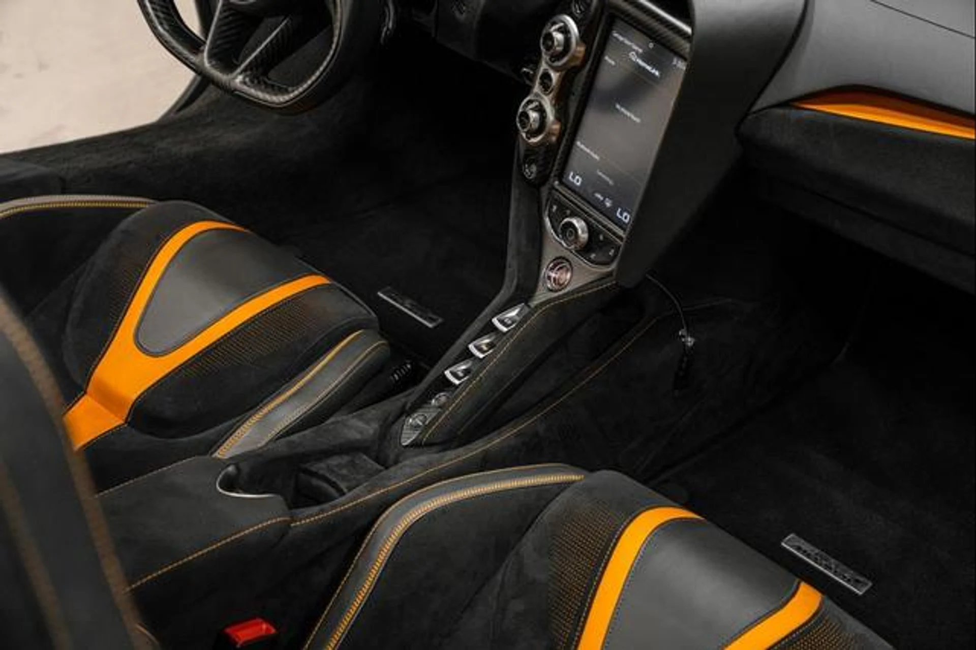 mph022_830104050_t_Srifaqnvtwbq8xm5_X_Fg_SN_0iel_U_9e0e2bb7ee