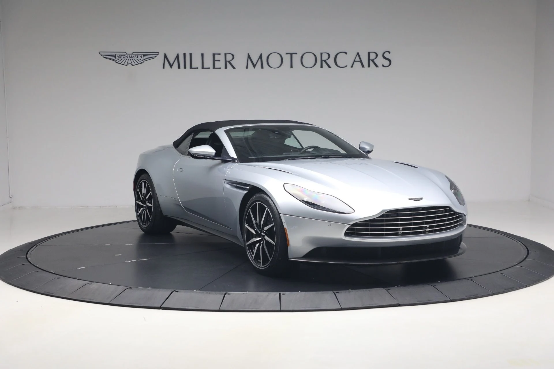 mph022_834809375_Used_2019_Aston_Martin_DB_11_Volante_1781362219_314fb82de2