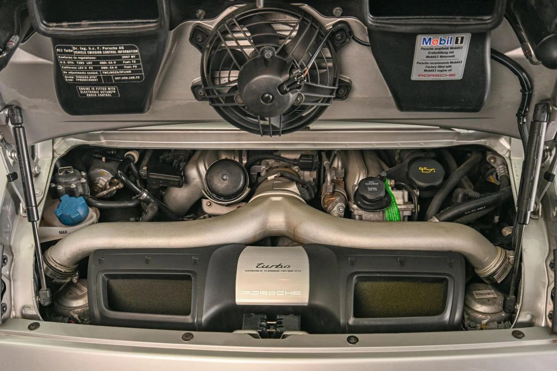 mph022_837812139_9e9f1d0f998d5c20011098b23a1cad05_1452c94cc5