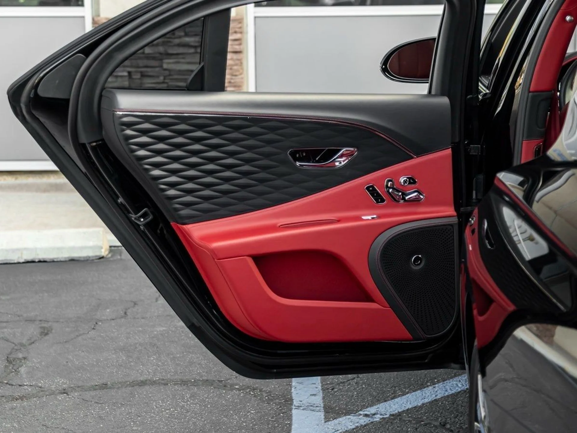 mph022_839144472_23_597a8be987