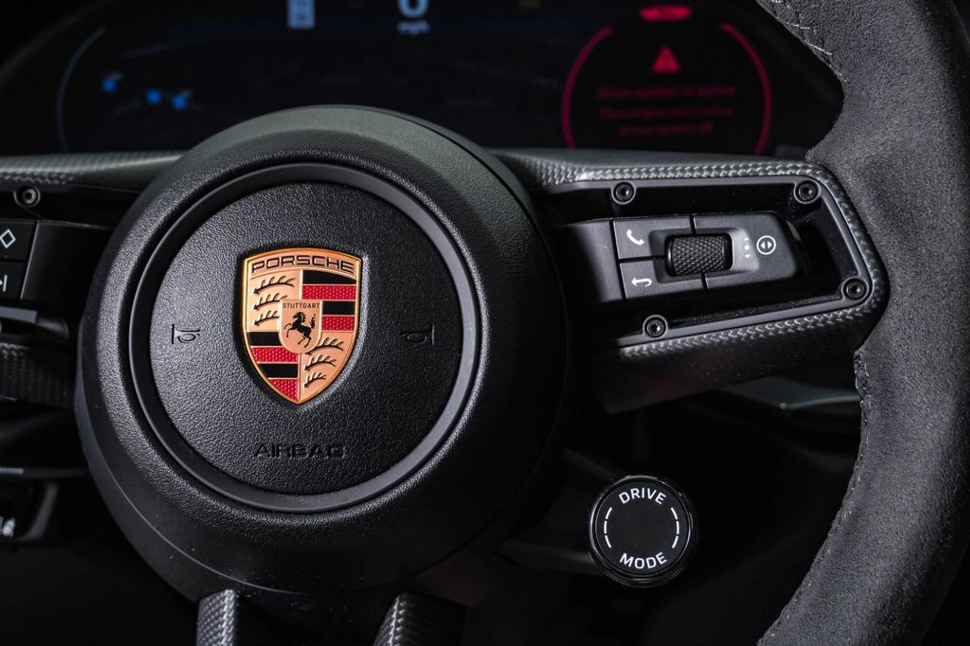 mph022_843185161_7f30fb691fb065e89be52c17066cd9c1x_dce21ff78c