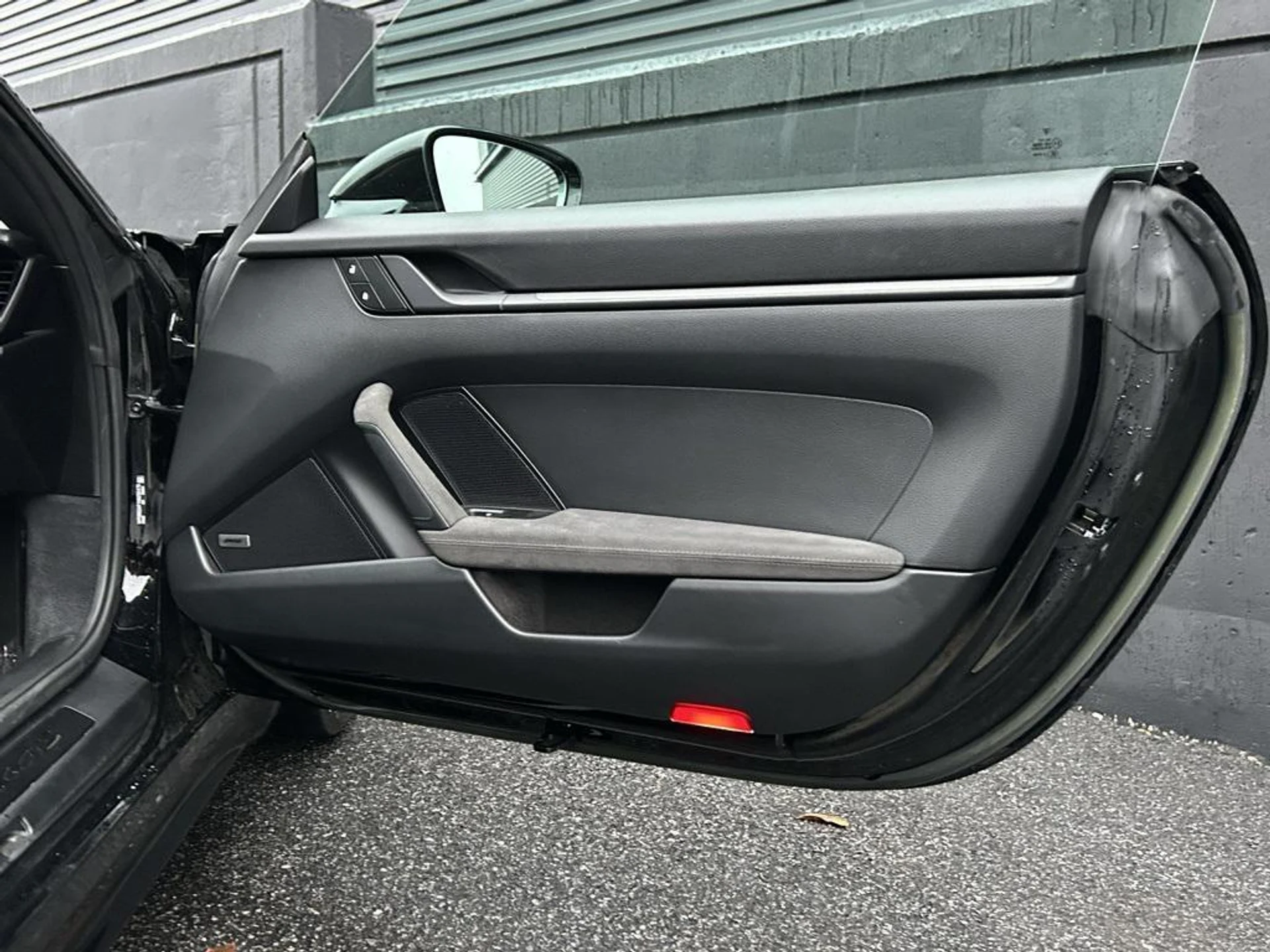 mph022_857889109_u_T_Ho_P_Nwj_AA_Wobk_GB_Wnbb5x_XH_Rr_A_fdaec0398f