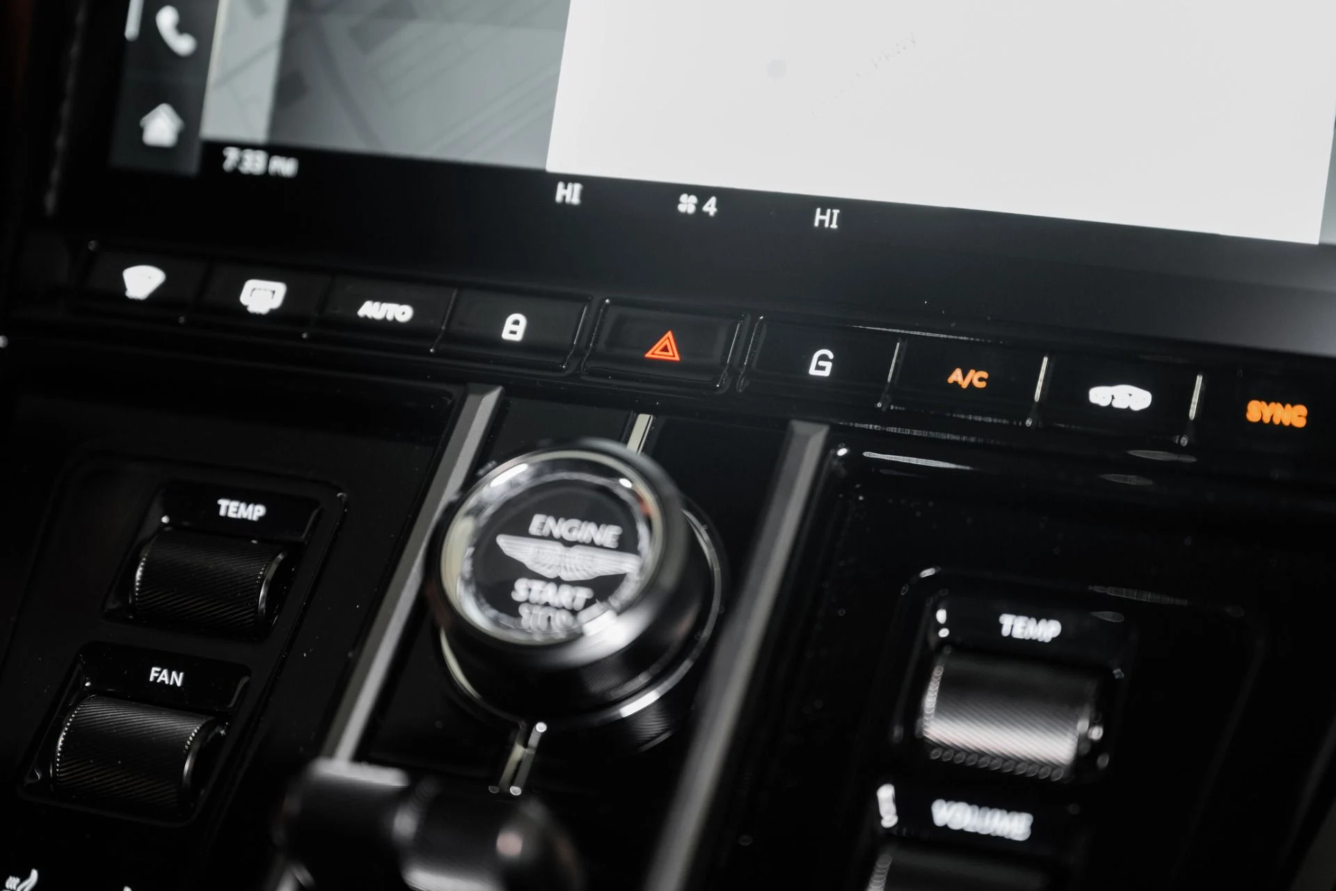 mph022_860781131_New_2026_Aston_Martin_Vantage_S_Coupe_1767380172_7cd8d4f10a