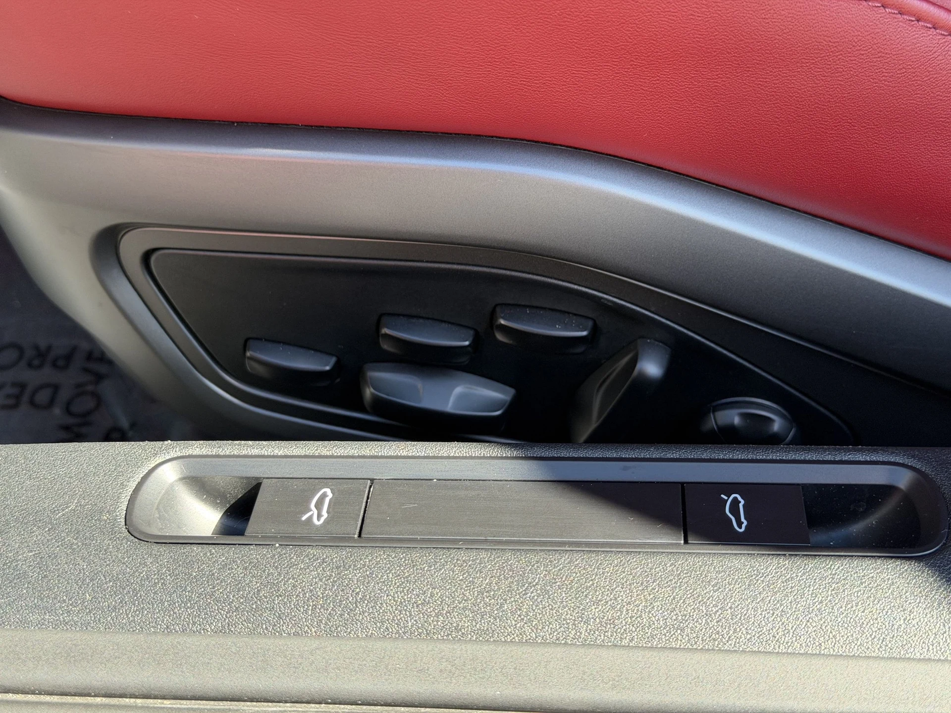 mph022_863012818_f0d453424065b66c31785aa5873afae9x_1b98c124a9