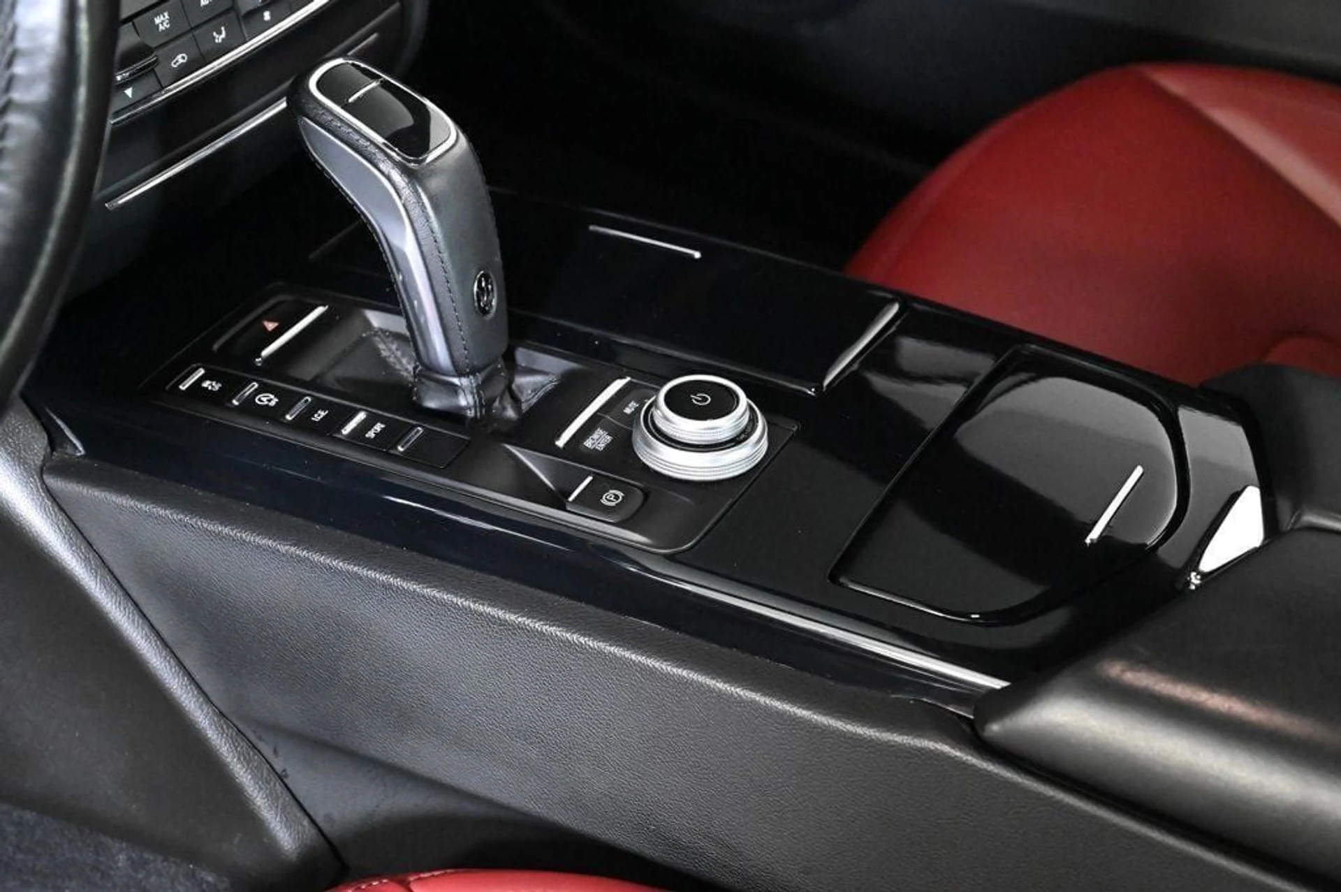 mph022_871765121_b688cbb68f27f4a068cff37c6e319780_a61dc455ef