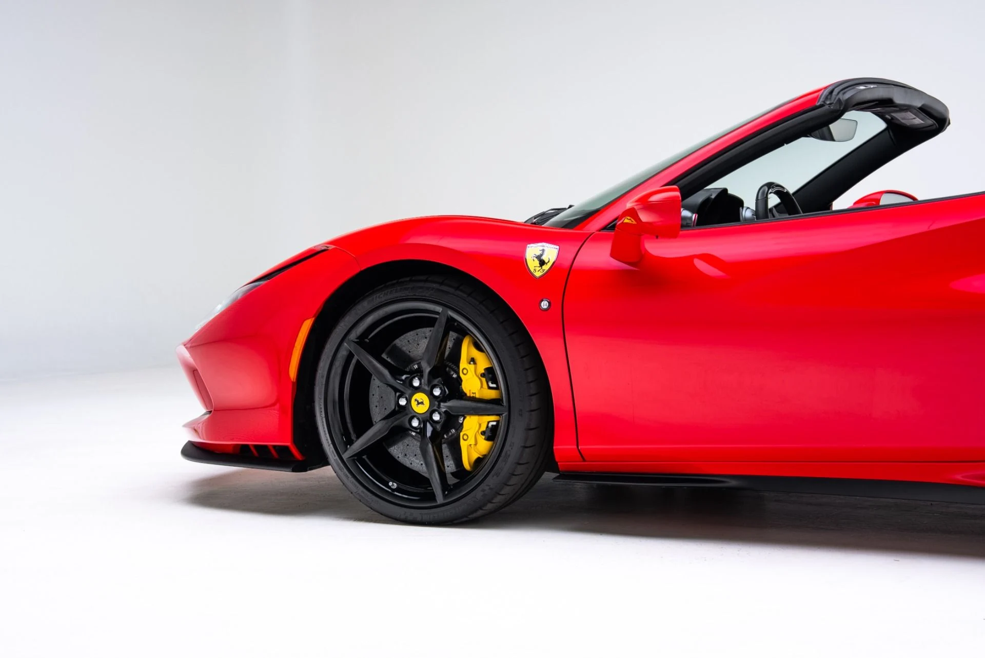 mph022_877448733_Used_2022_Ferrari_F8_Spider_1772060446_83fefba417