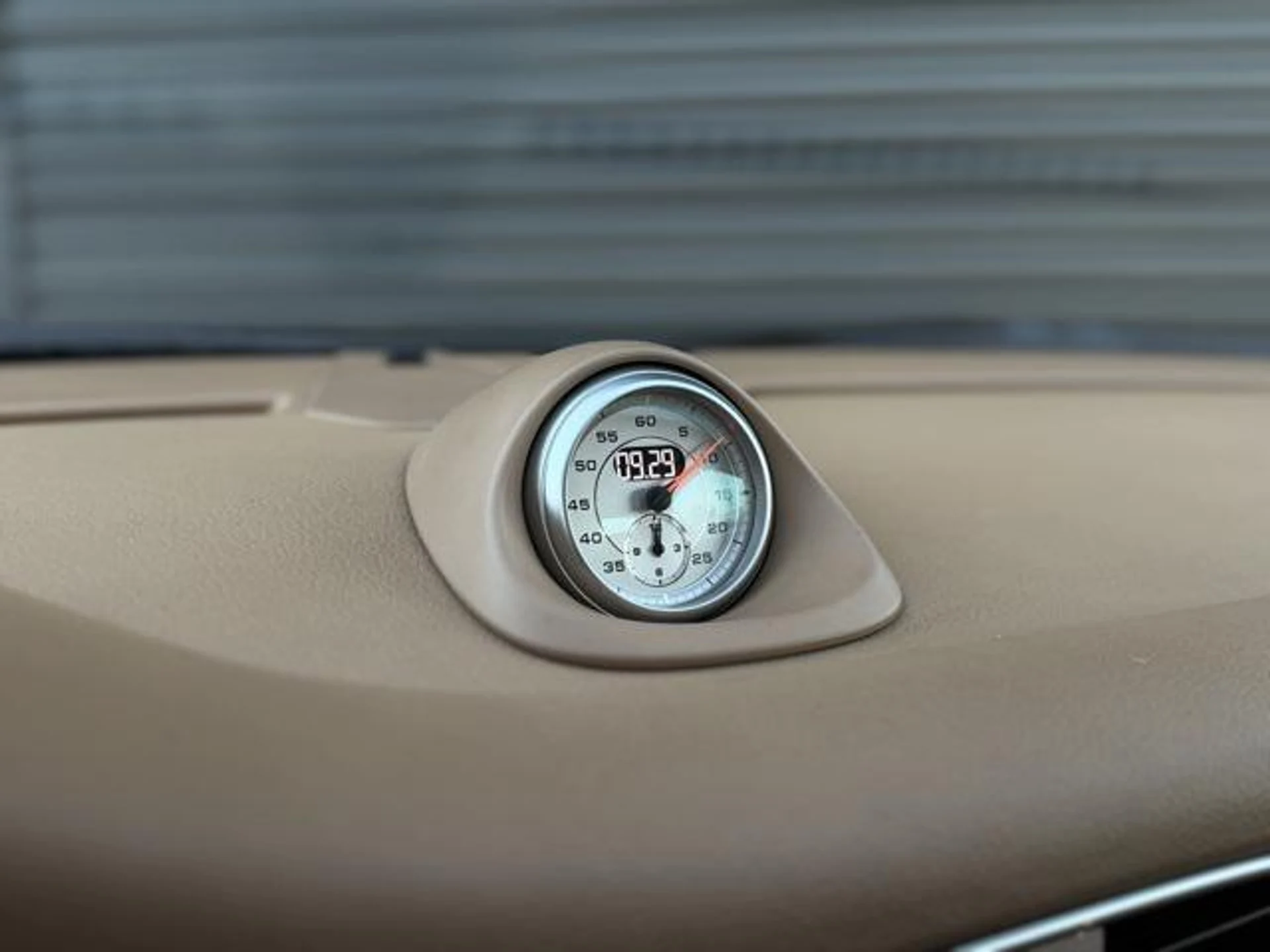 mph022_883364972_Bk9_X_Usg_Cis92tse_NQ_Lmh8_Qs8_f_E_98040fddde