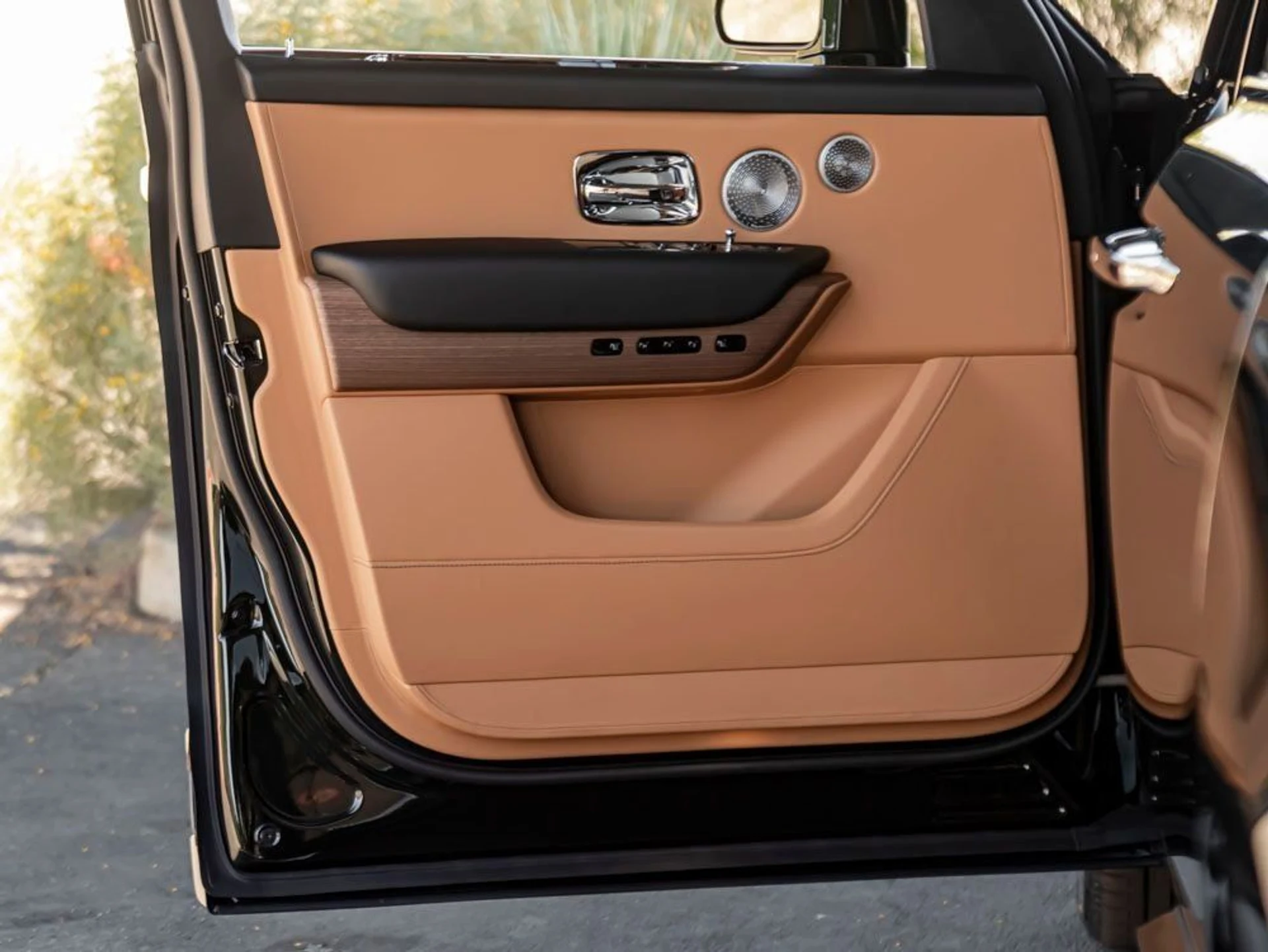 mph022_883714532_23_af9f351615