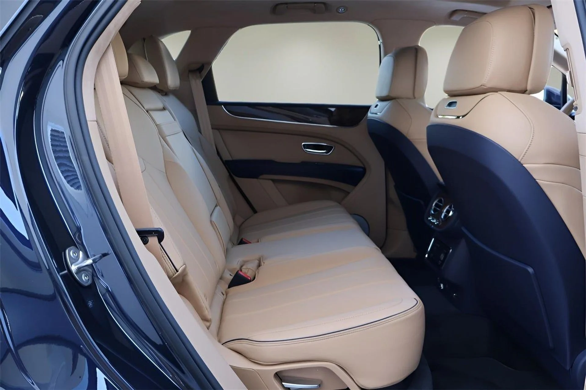 mph022_888027271_23_0a21d4290c