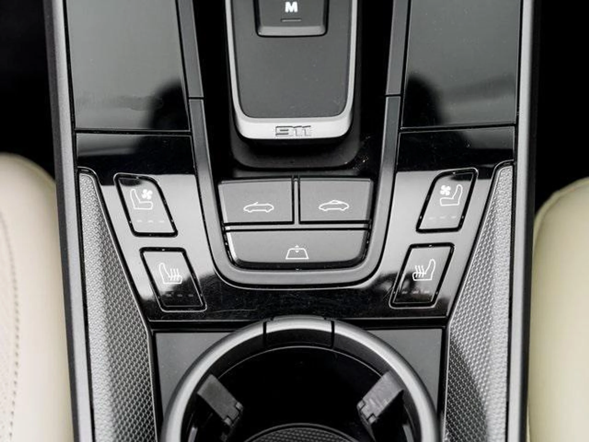 mph022_897009030_K_Wl_E_g_Vt_BY_1_Bjy_R9j_V5yp_CI_Rl_s_66ef352186