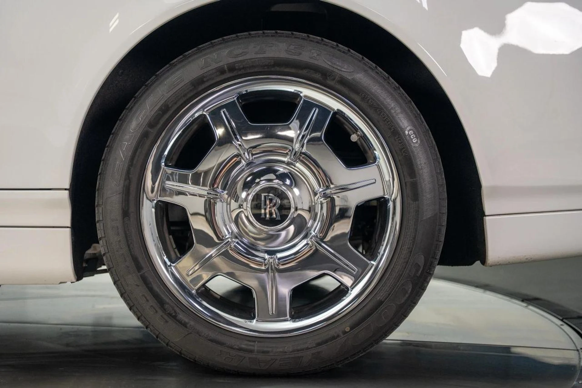 mph022_902288885_a33f4a9f8a6e95783811700d948c80a0_95b3f5581f