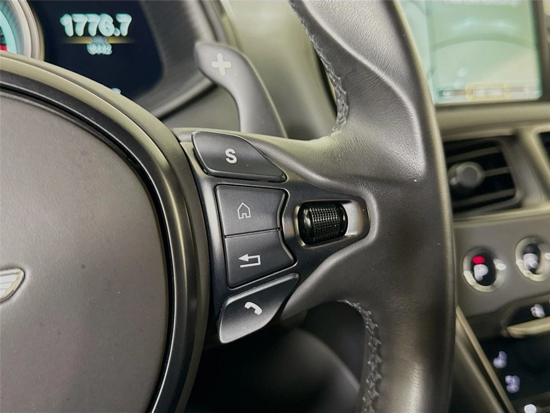 mph022_904515046_78b13cdcb46211e0a378c38f8899e6d2_632cb77a25