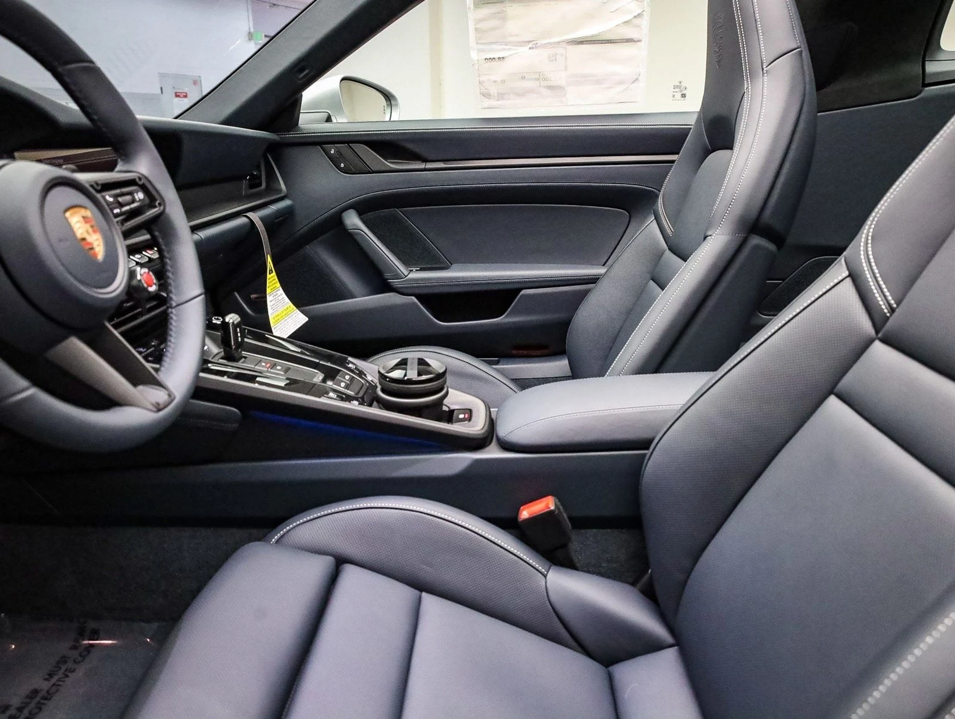 mph022_90485638_c89395bad853229ab1a43af700ec49d2x_aaf0d5b01d