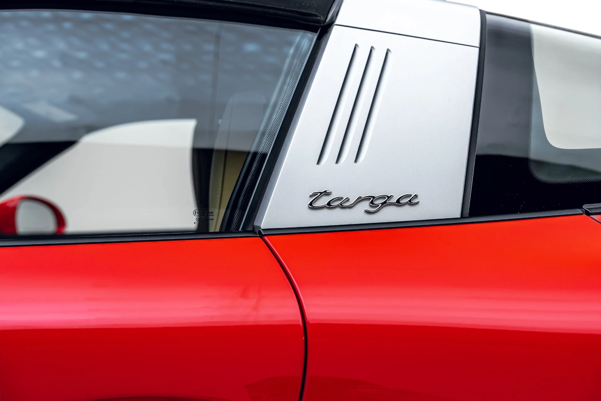 mph022_905660248_Used_2019_Porsche_911_Targa_4_S_1783372835_24e3f1bd4d