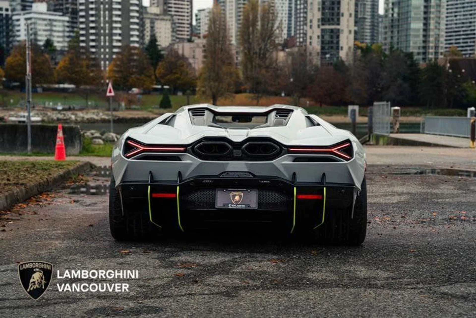 mph022_909715226_37687978_08217_pvfz352a_78c493c7e2