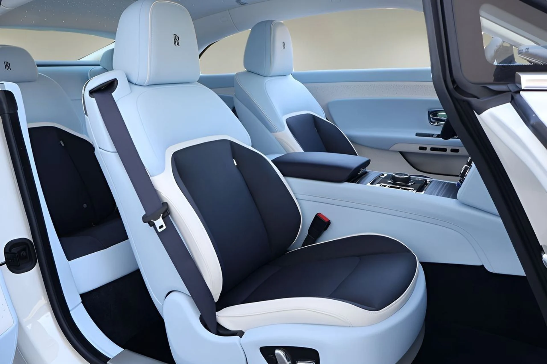 mph022_911294627_23_c0ab72961a