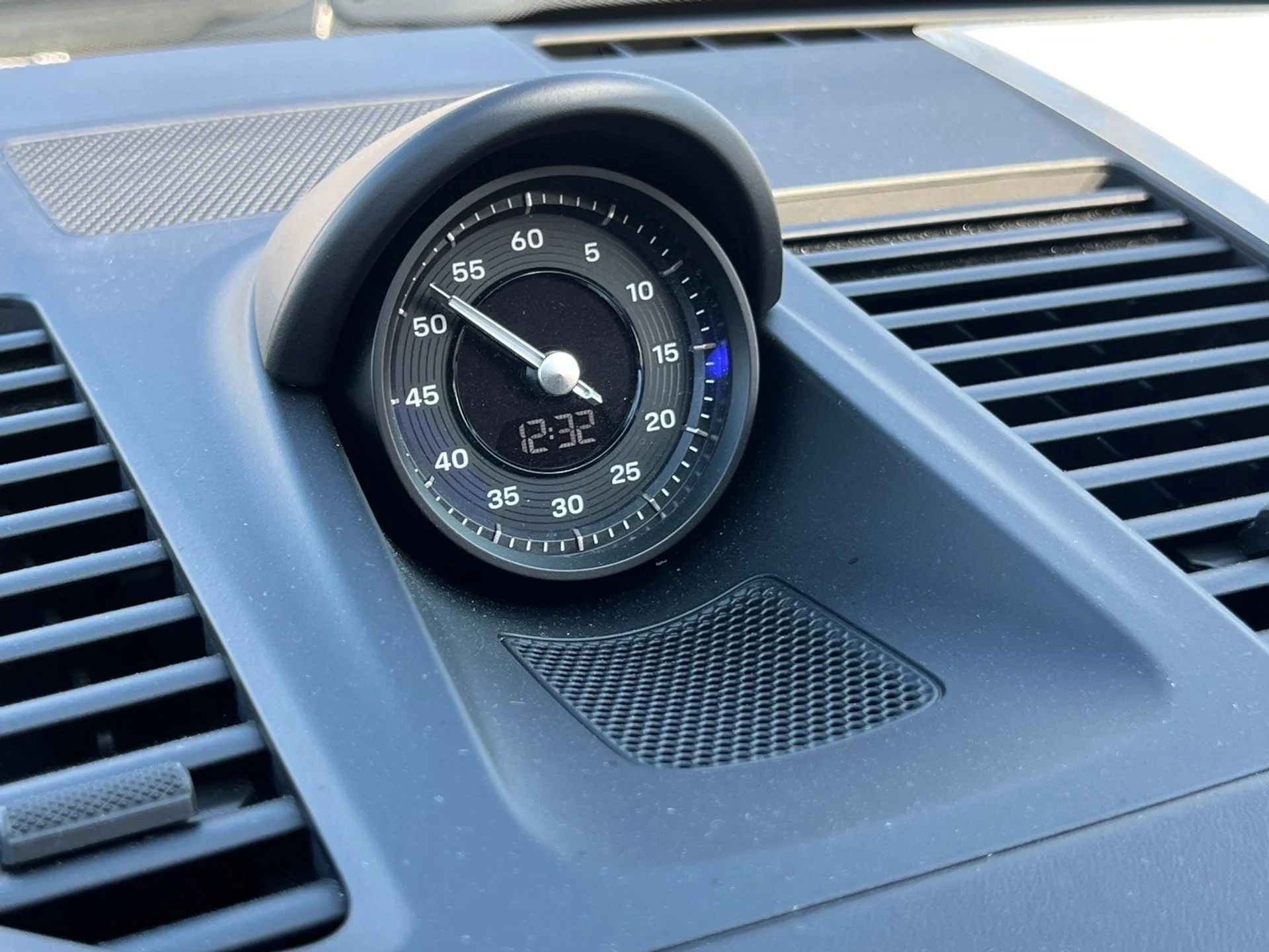 mph022_913153294_3d45c7db3660fec1172e51595846ba99x_dc3d5588bd