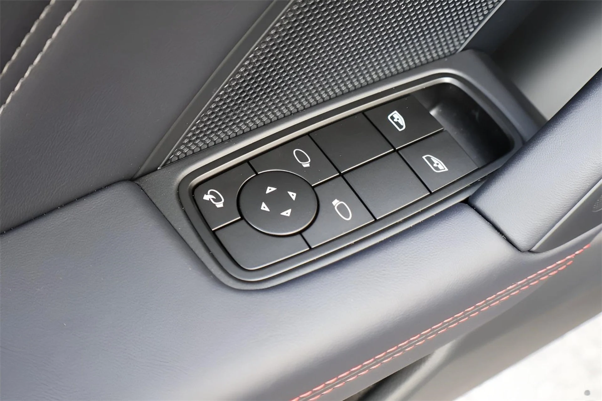 mph022_9138564_23_0eb7ad6698