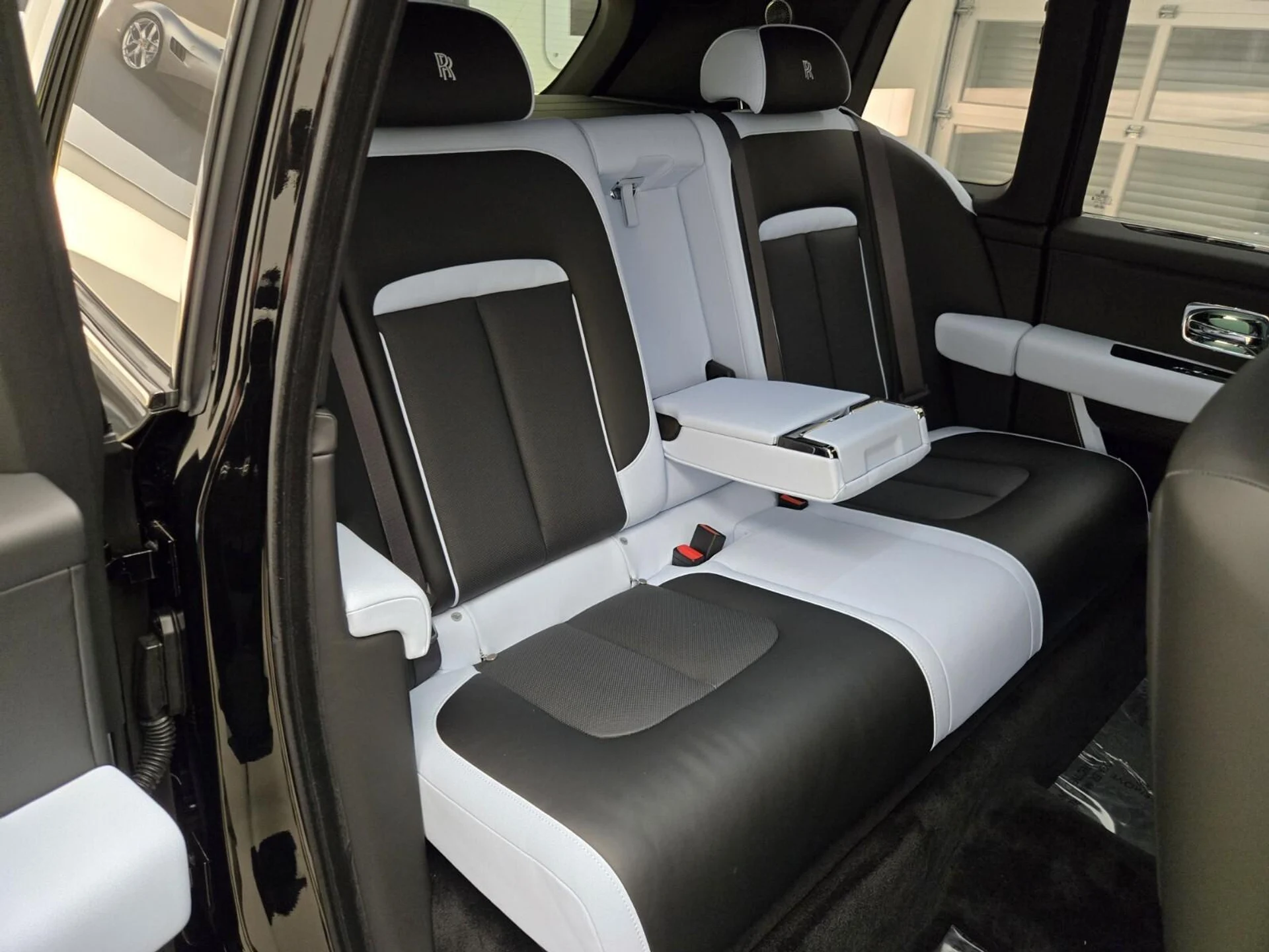 mph022_914304846_New_2026_Rolls_Royce_Cullinan_1768889993_f06cad6256