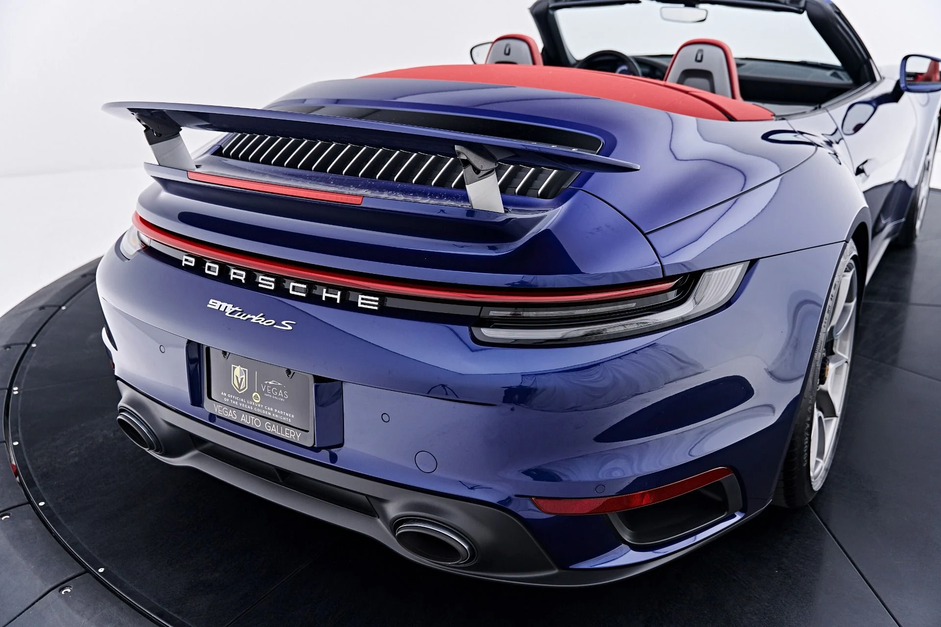 mph022_91551420_Used_2024_Porsche_911_Turbo_S_1790299344_ccf1f30bf3