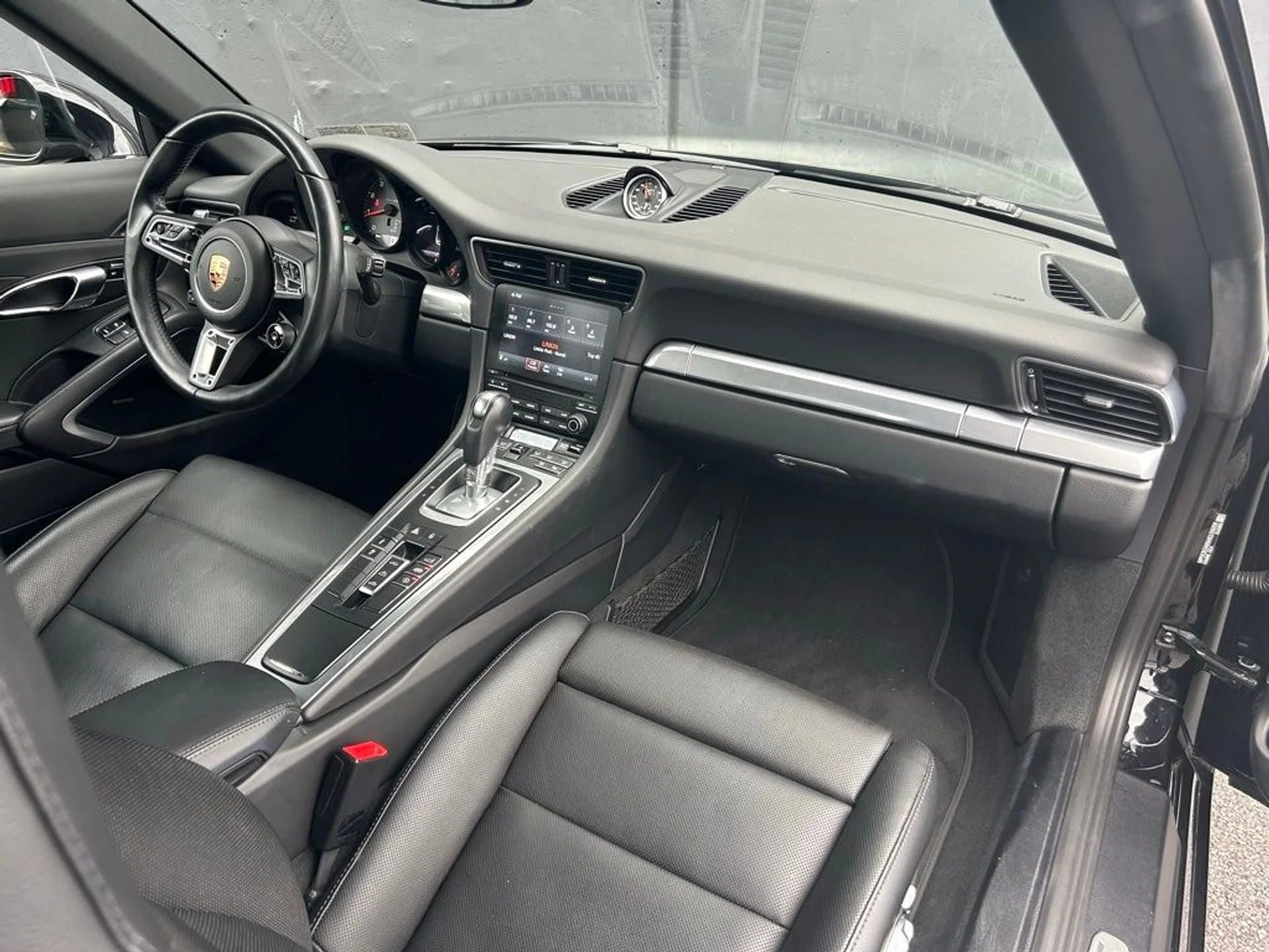 mph022_916106317_5567c76e430a4cc8f67a8884a6abf7b5x_3b585e81a9