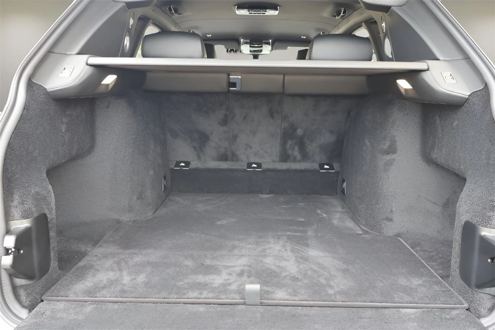 mph022_916969567_23_18d1e391ef